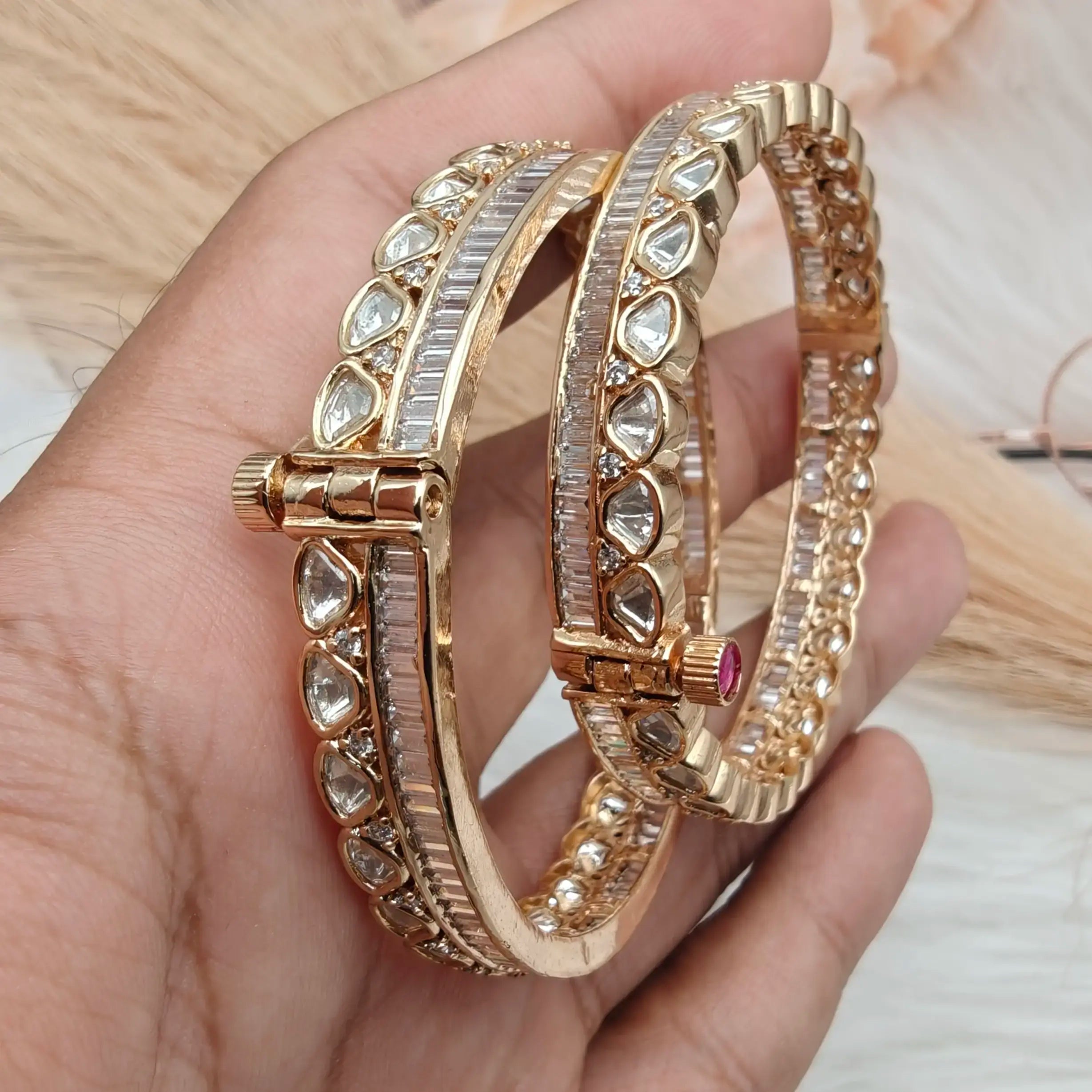 Ishwani Moissanite Openable Bangles - Pair