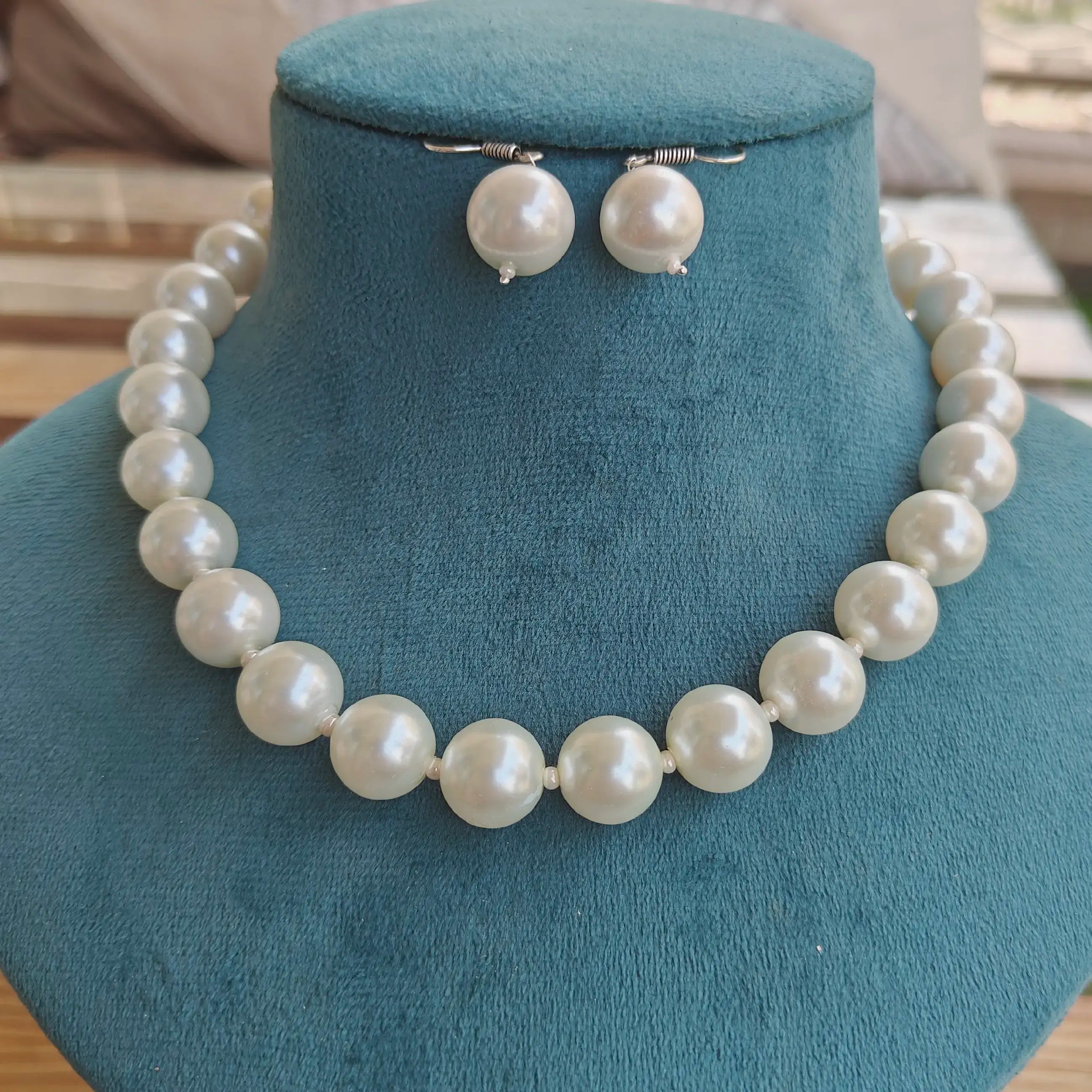 14mm Shell Pearl Mala- White
