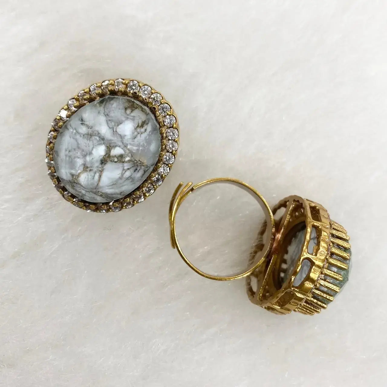 Arifa Tourmaline Doublet Finger Ring - White