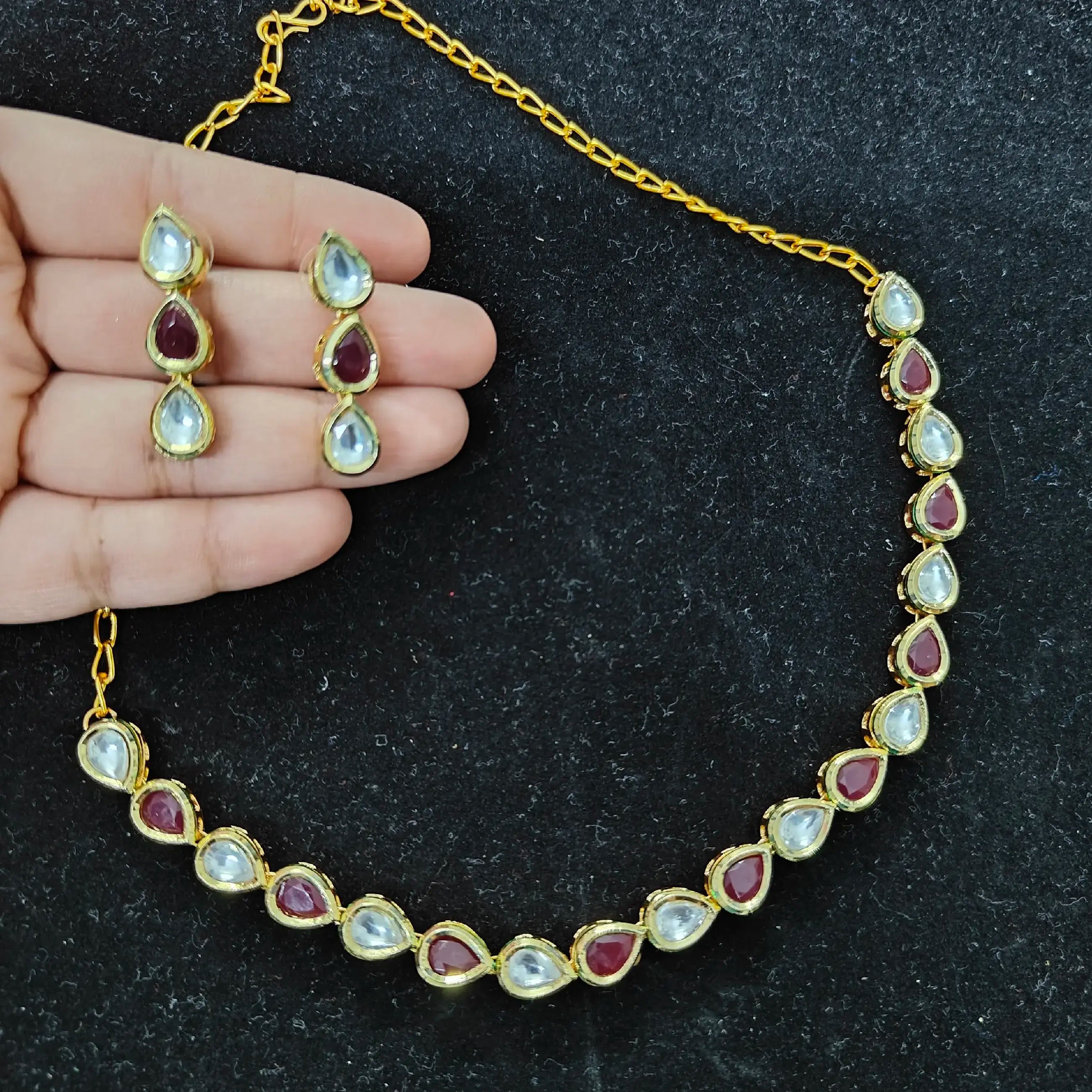 Single Line Kundan Necklace Set - Wine
