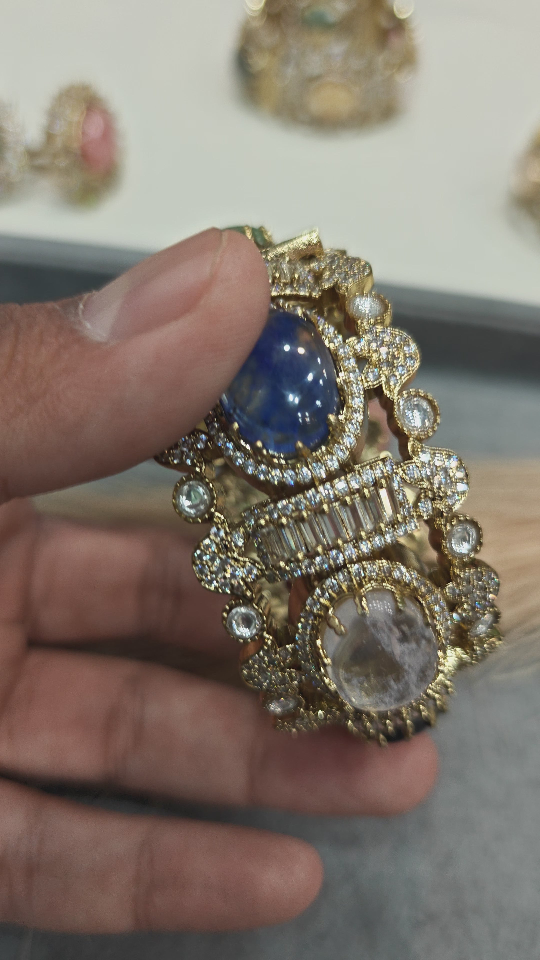 Mahira Sabya Inspired Openable Bangle - Multi 2