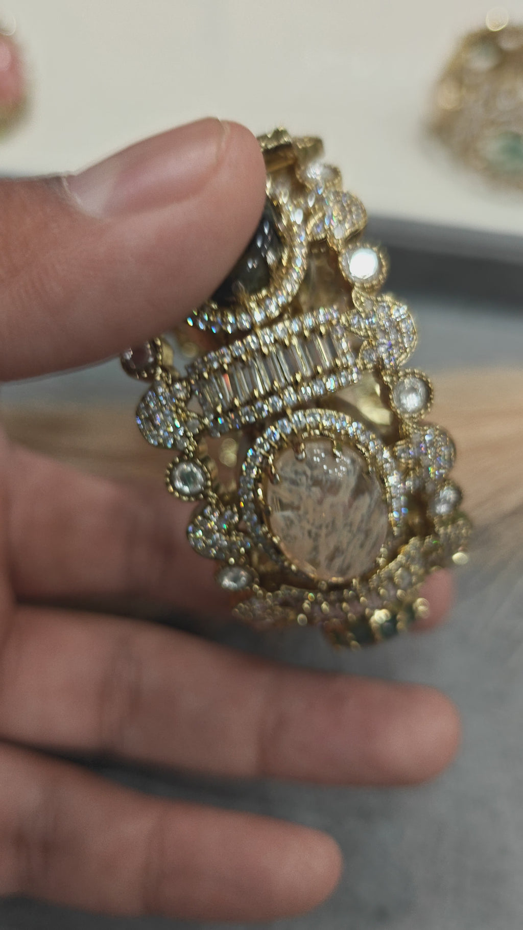 Mahira Sabya Inspired Openable Bangle - Multi 3