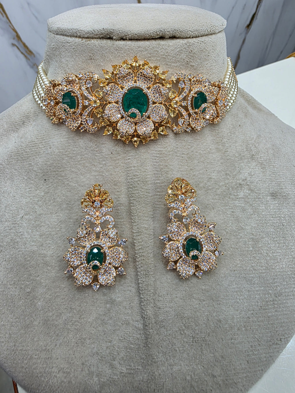Bhavya Hazoori Doublet Carat Plating Choker Set- Green and Yellow