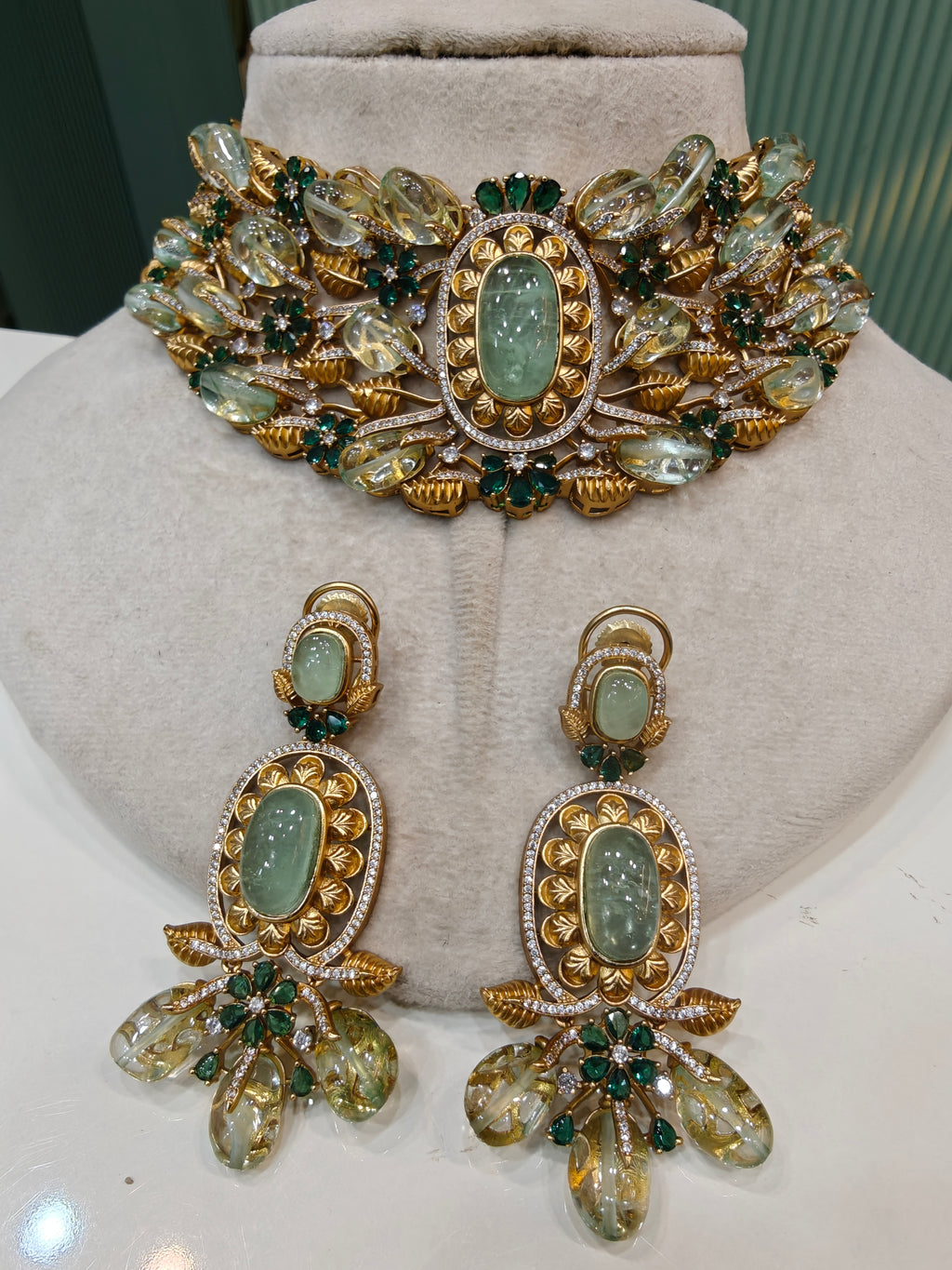 Meherbaan Doublet Garden Necklace Set-Emerald and Mint