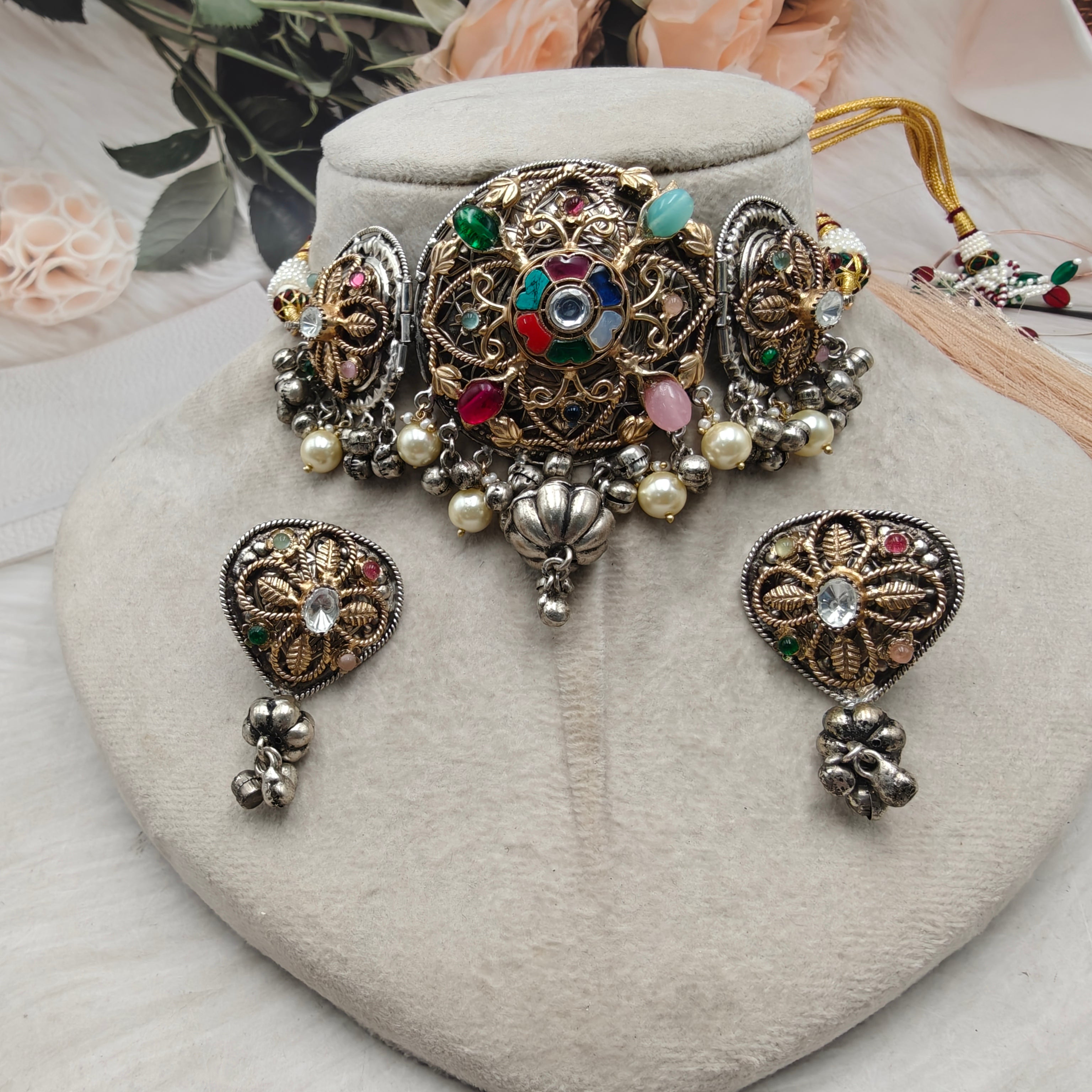 Chandramukhi Handcrafted Fusion Dual Tone Natural Stone Choker Set