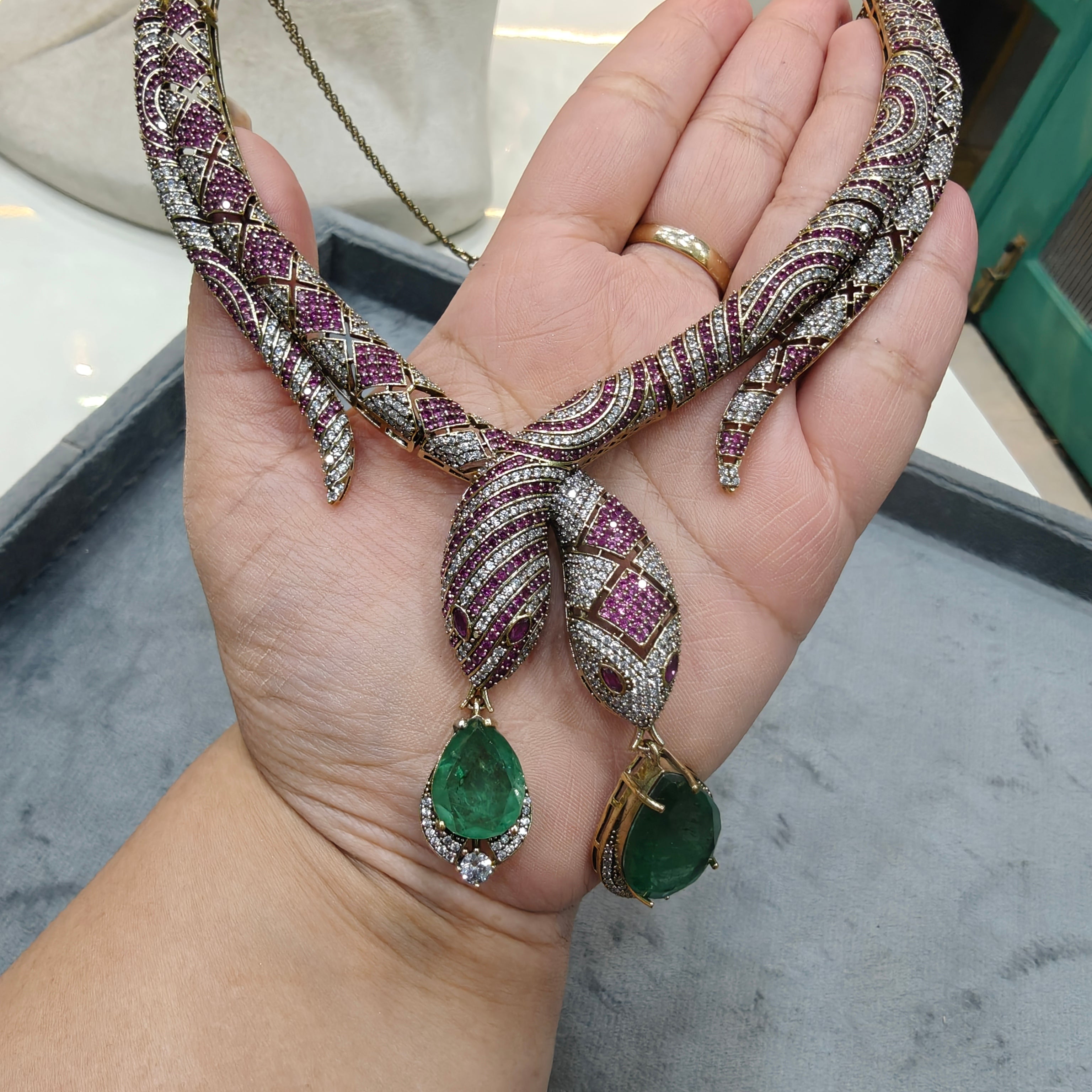 Serpent Hasli Style Celebrity Necklace Set- Ruby Mint