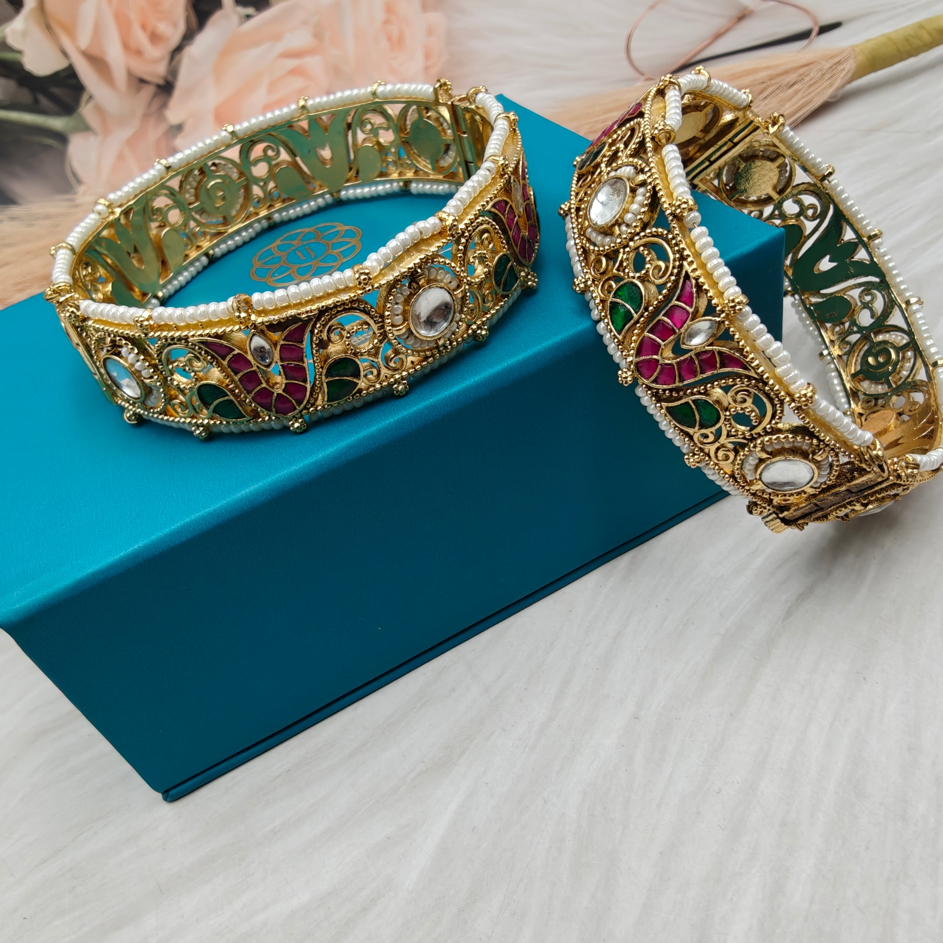 Divya Pachi Kundan Openable Bangles - Ruby Green