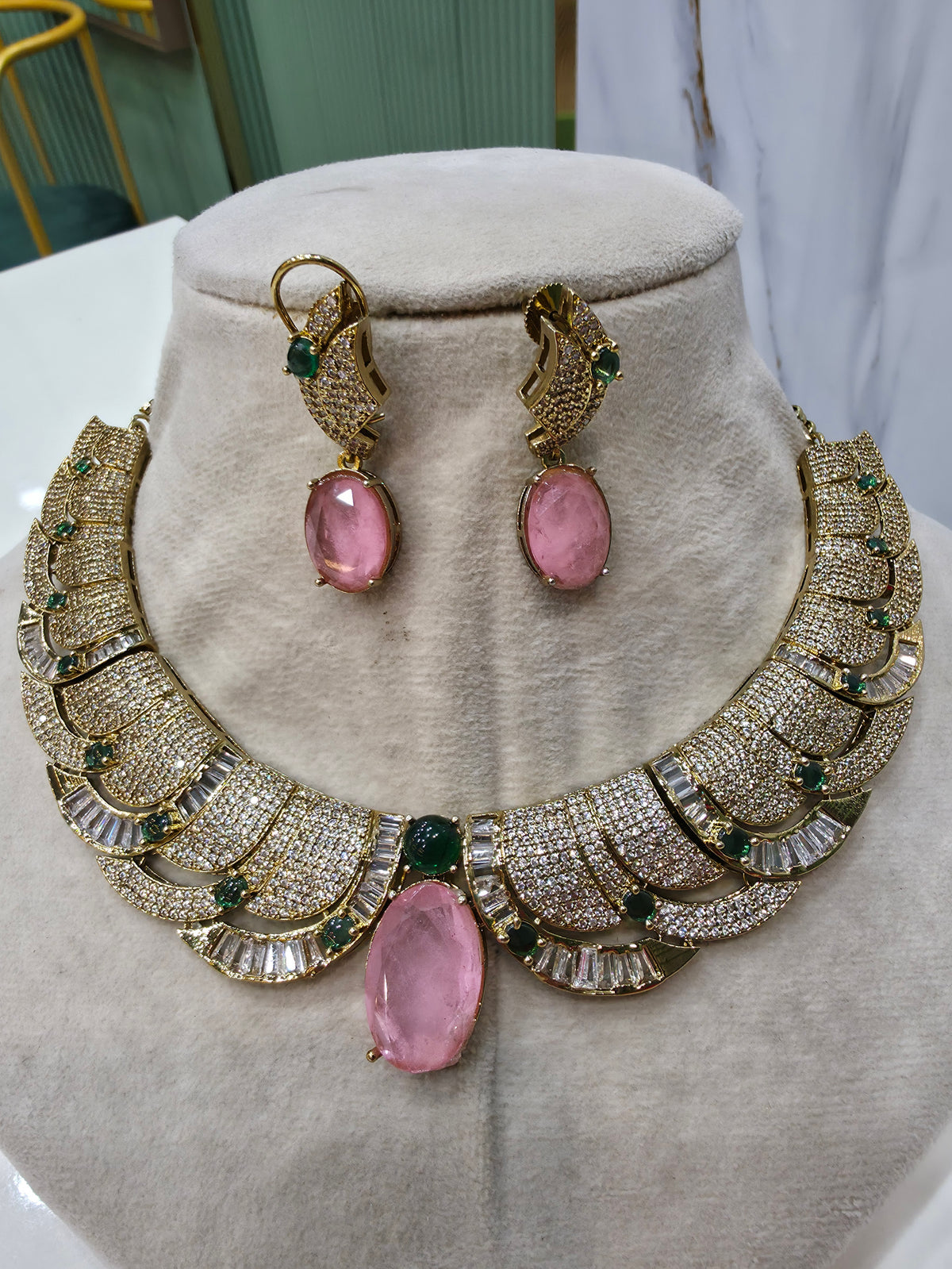 Zareen Doublet CZ Statement Necklace Set- Pink