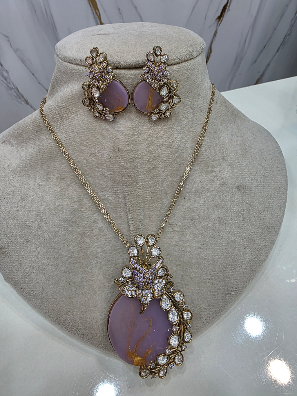Raktika Natural Stone Statement Pendant Set- Lavender