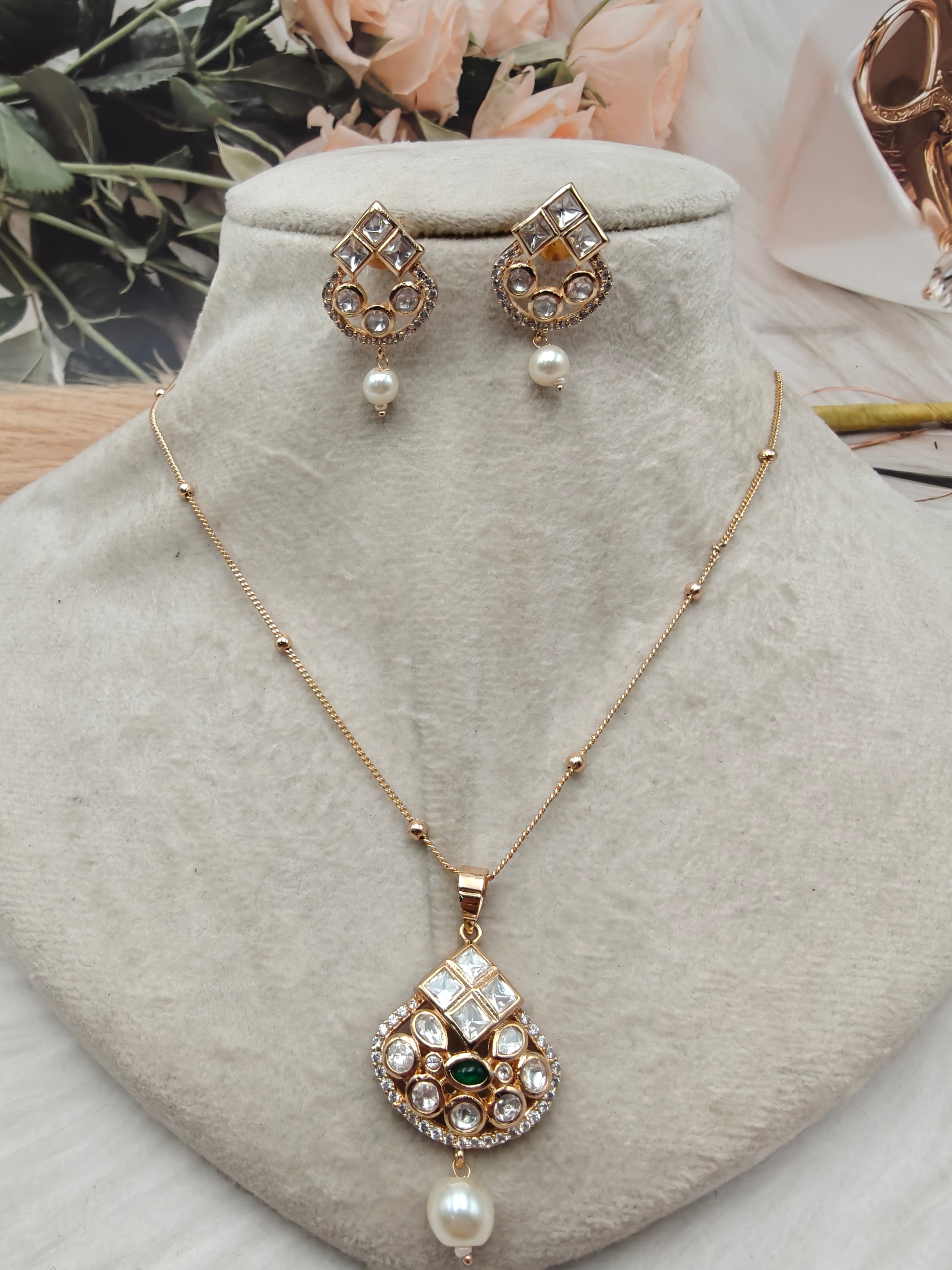 Vaidehi Silver Foil Polki Pendant Set (Carat Plating)- Green