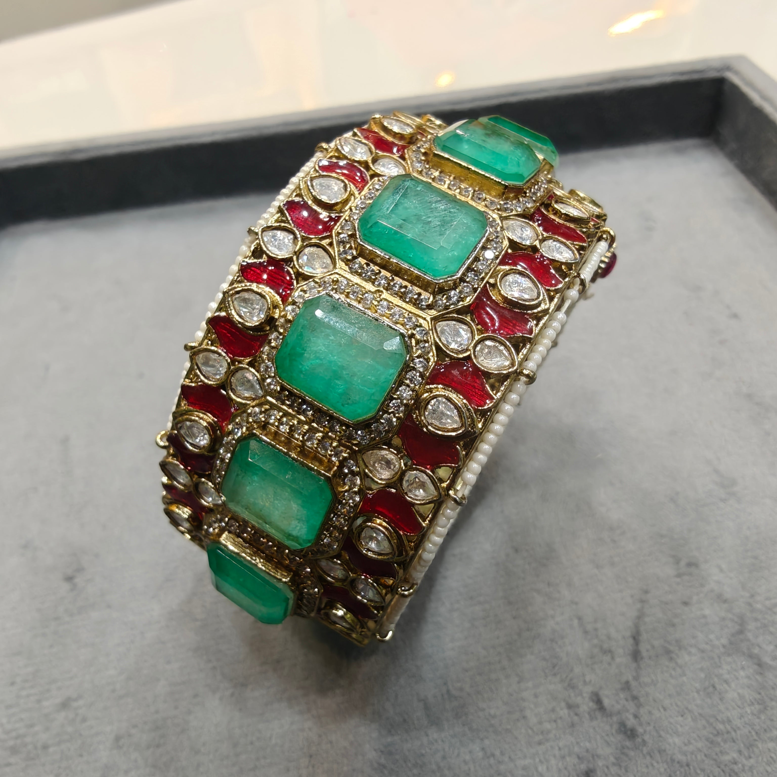 Sameera Premium Openable Tanzonite Doublet Kangan- Mint