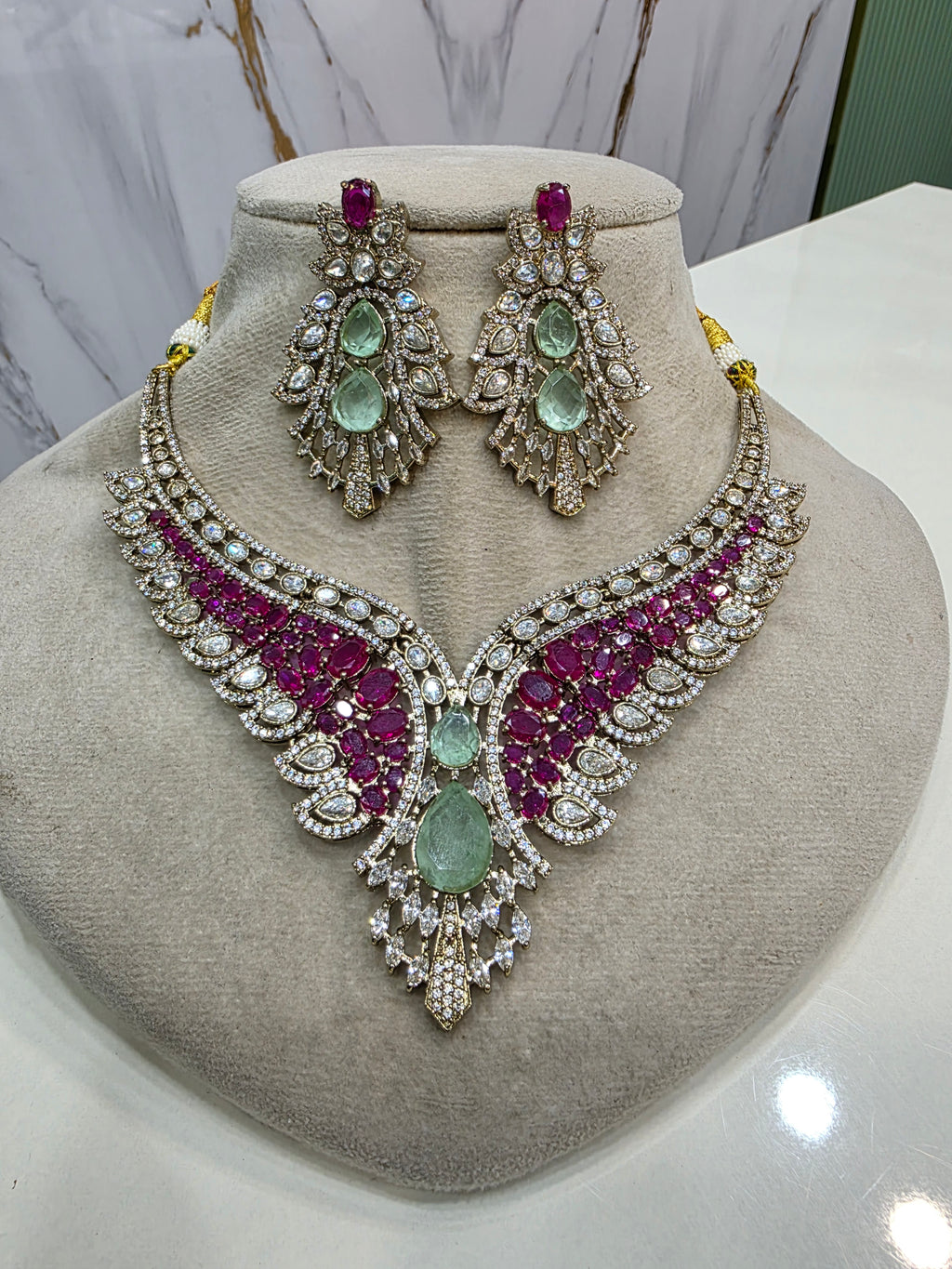 Khidmat Victorian AD Necklace Set- Mint Ruby