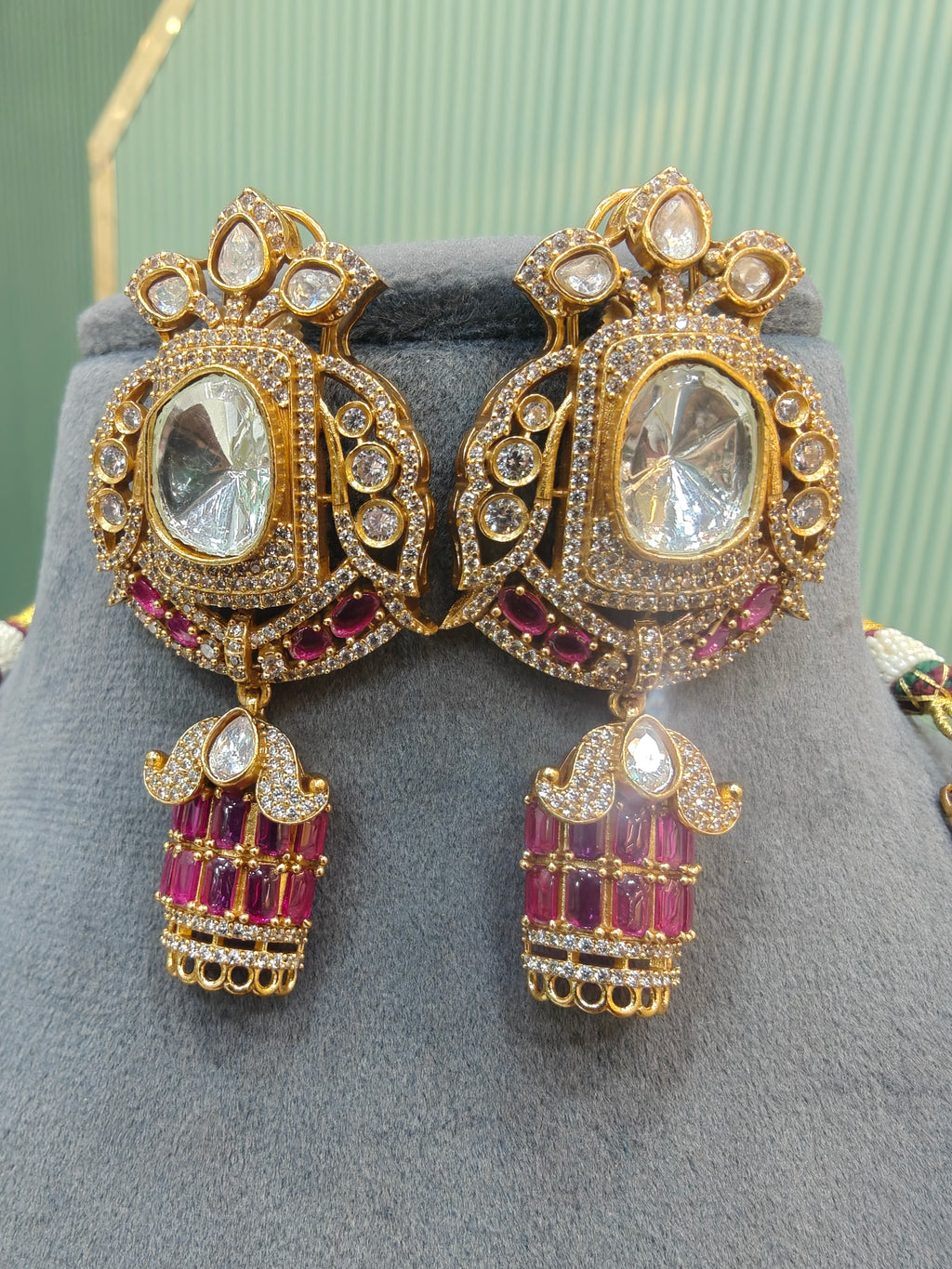 Athiya Statement Heritage Necklace Set- Ruby