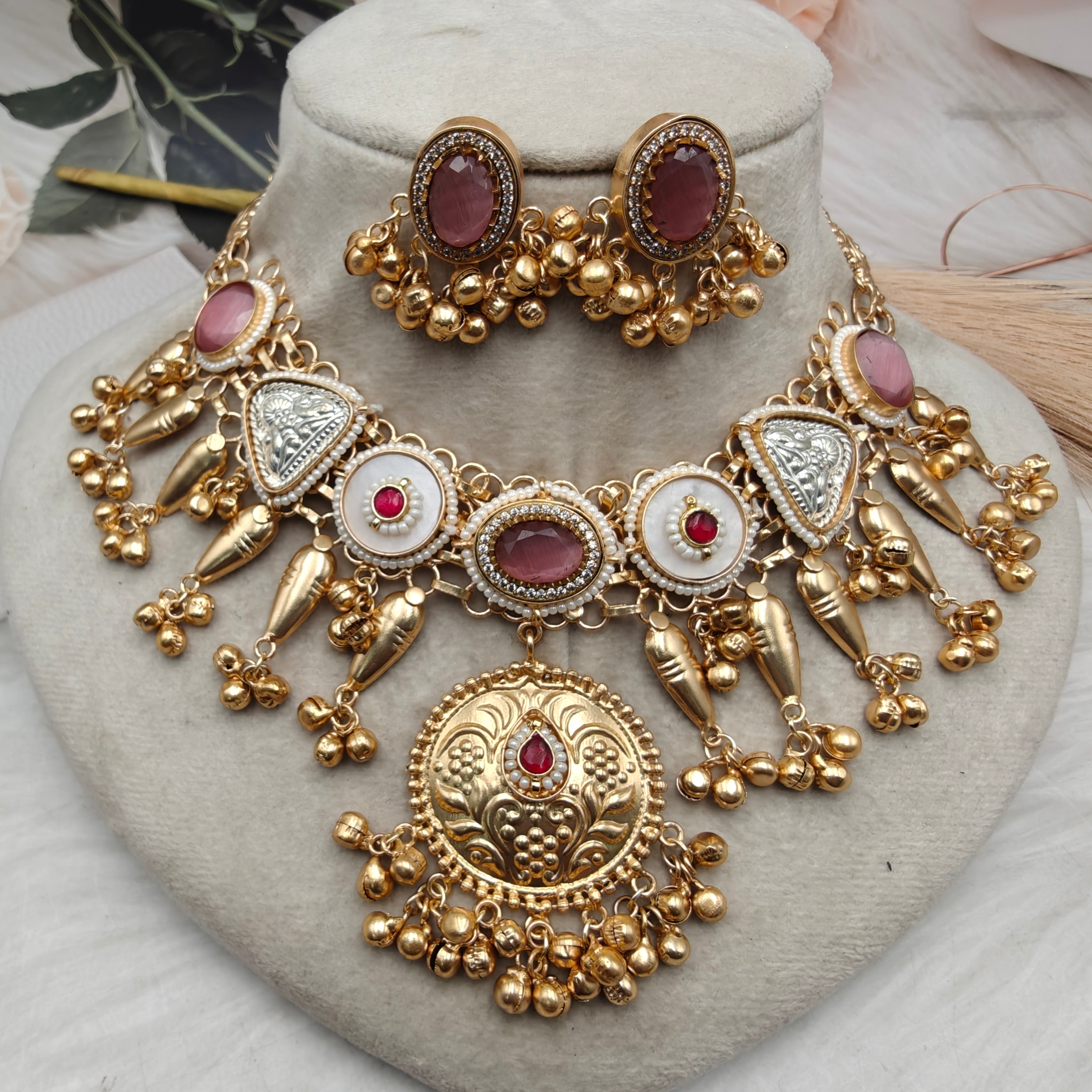 Handcrafted Brass Fusion Fidaya Necklace Set- Pink
