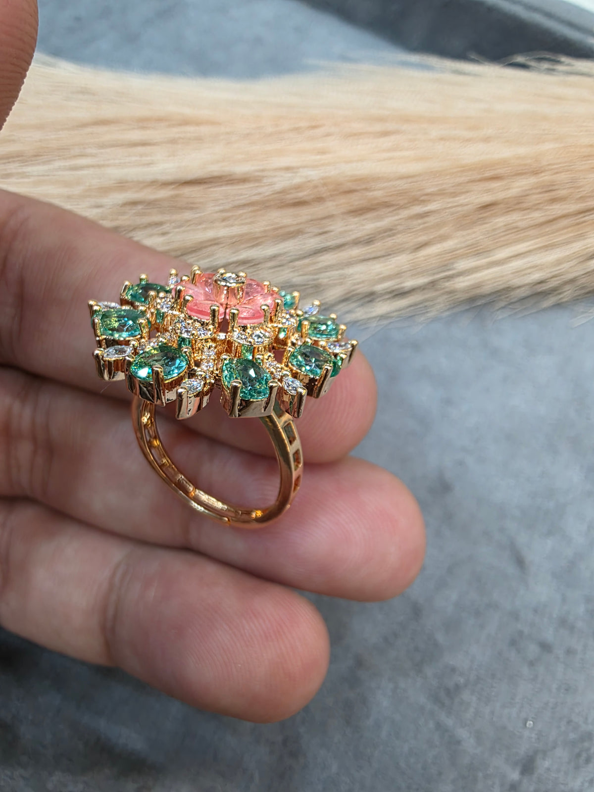 Nishika Hazoori Doublet Adjustable Ring- Aqua Green and Peachy Pink