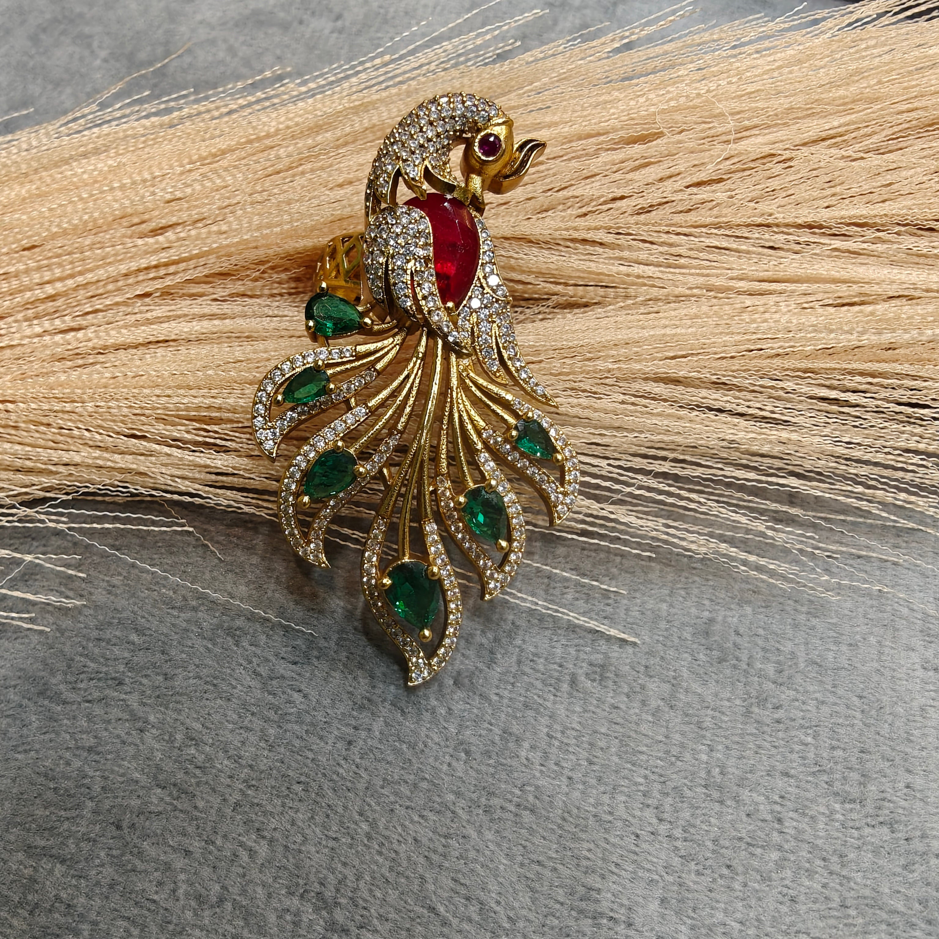 Vantara Mayura Adjustable Finger Ring- Red and Green