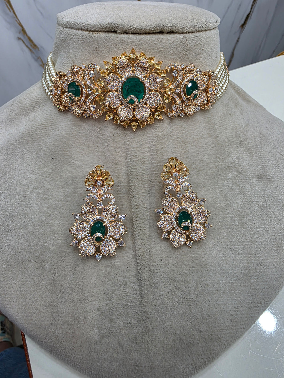 Bhavya Hazoori Doublet Carat Plating Choker Set- Green and Yellow