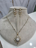 Naznia Moissanite Pendant Set
