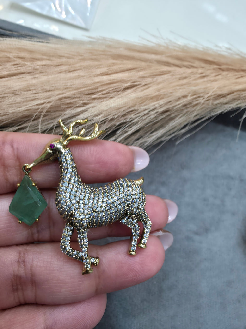 Reindeer Brooch- Mint