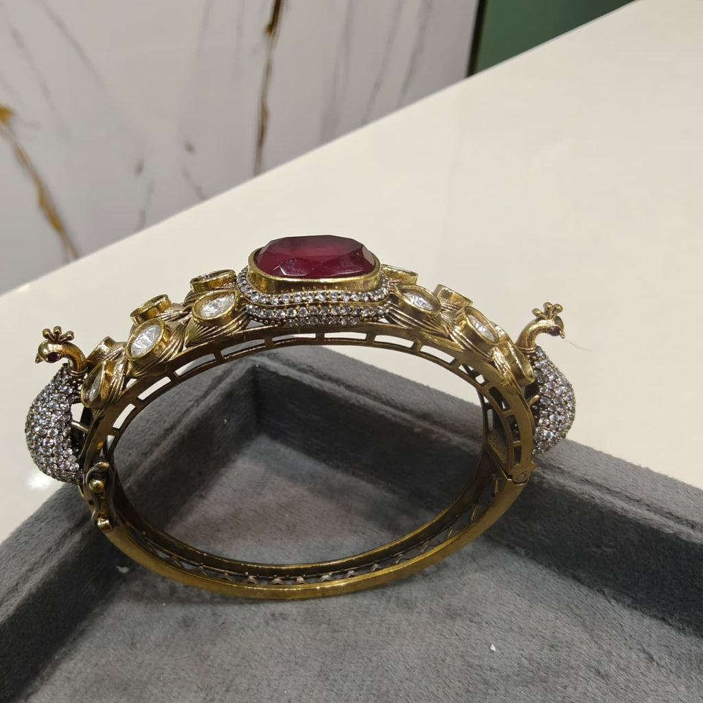 Kalapi Doublet Openable Bracelet- Ruby Red