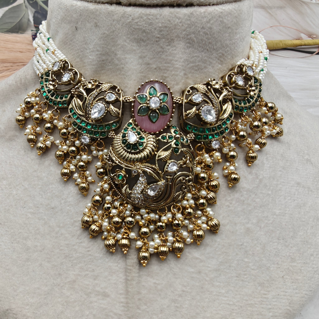 Kishi Swan In Lay Heritage Necklace Set- Pink Quartz