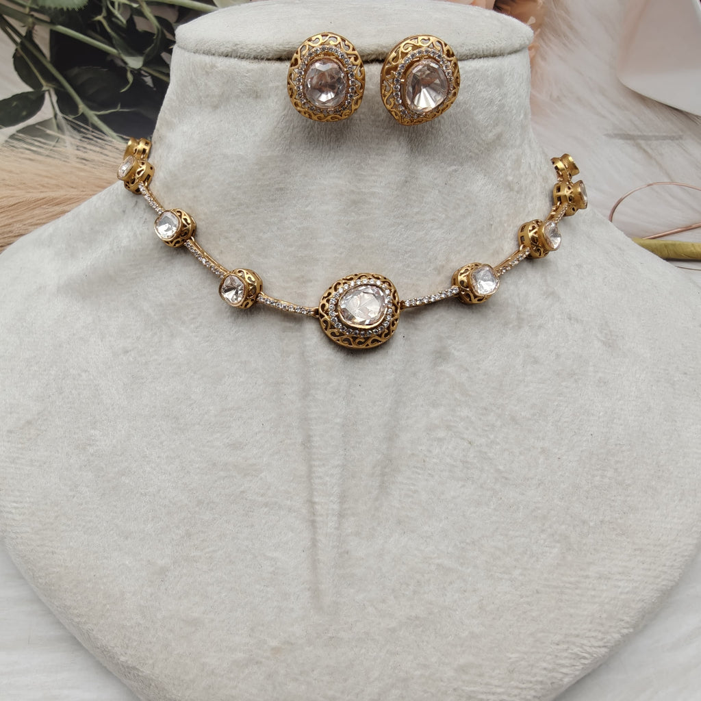 Eterna sleek Moissanite Necklace Set