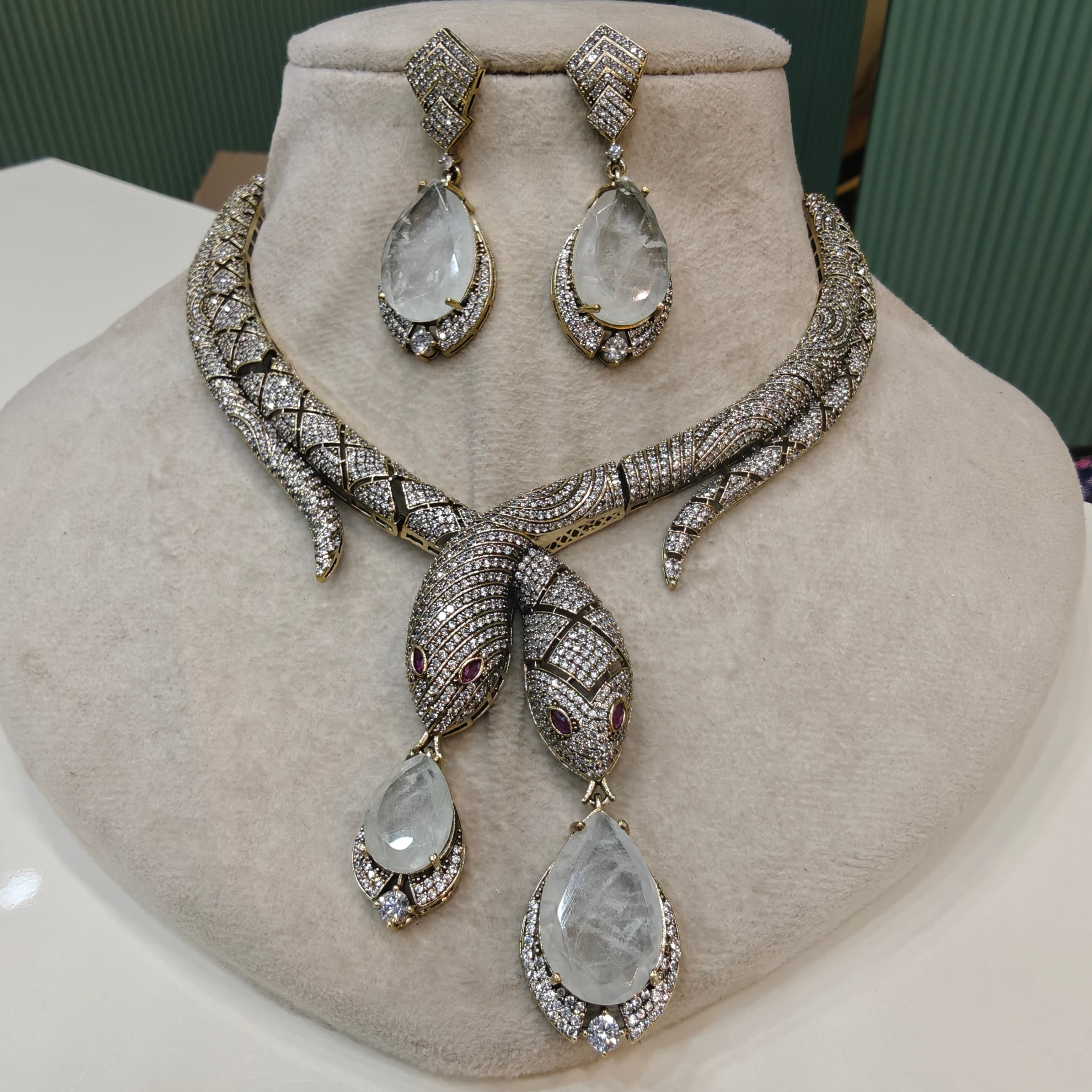 Serpent Hasli Style Celebrity Necklace Set- White