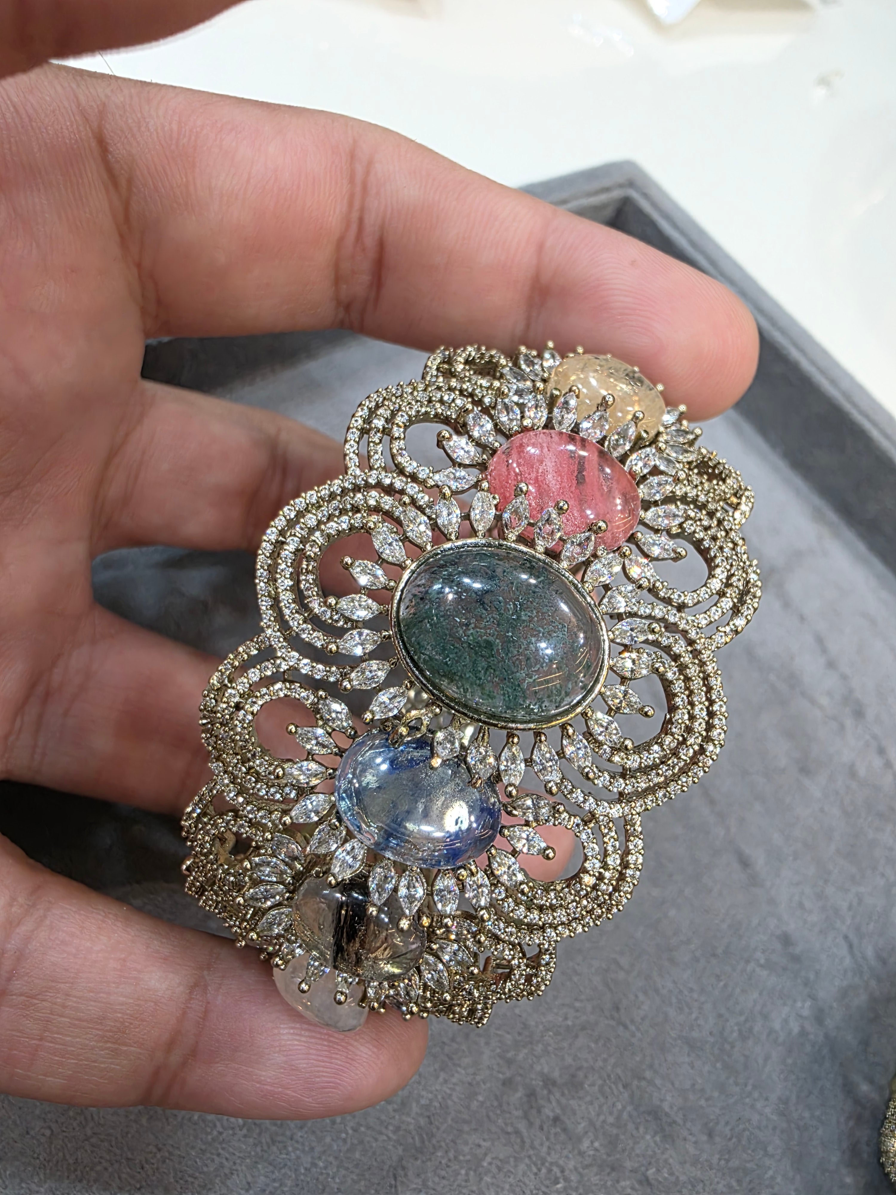 Beliya Sabya Inspired Openable Bracelet- Multi 4
