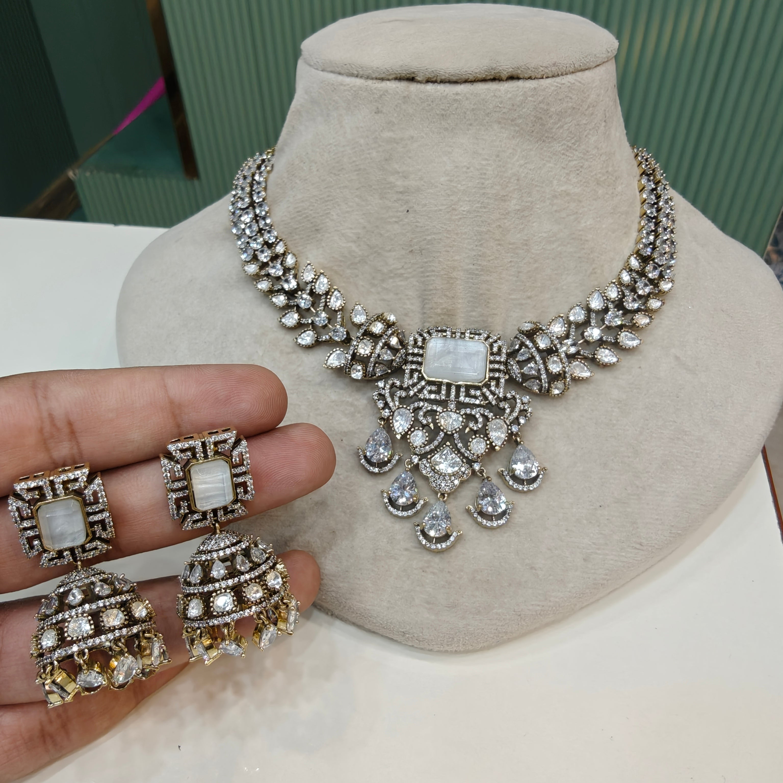 Amrita Uncut Polki Necklace Set- White