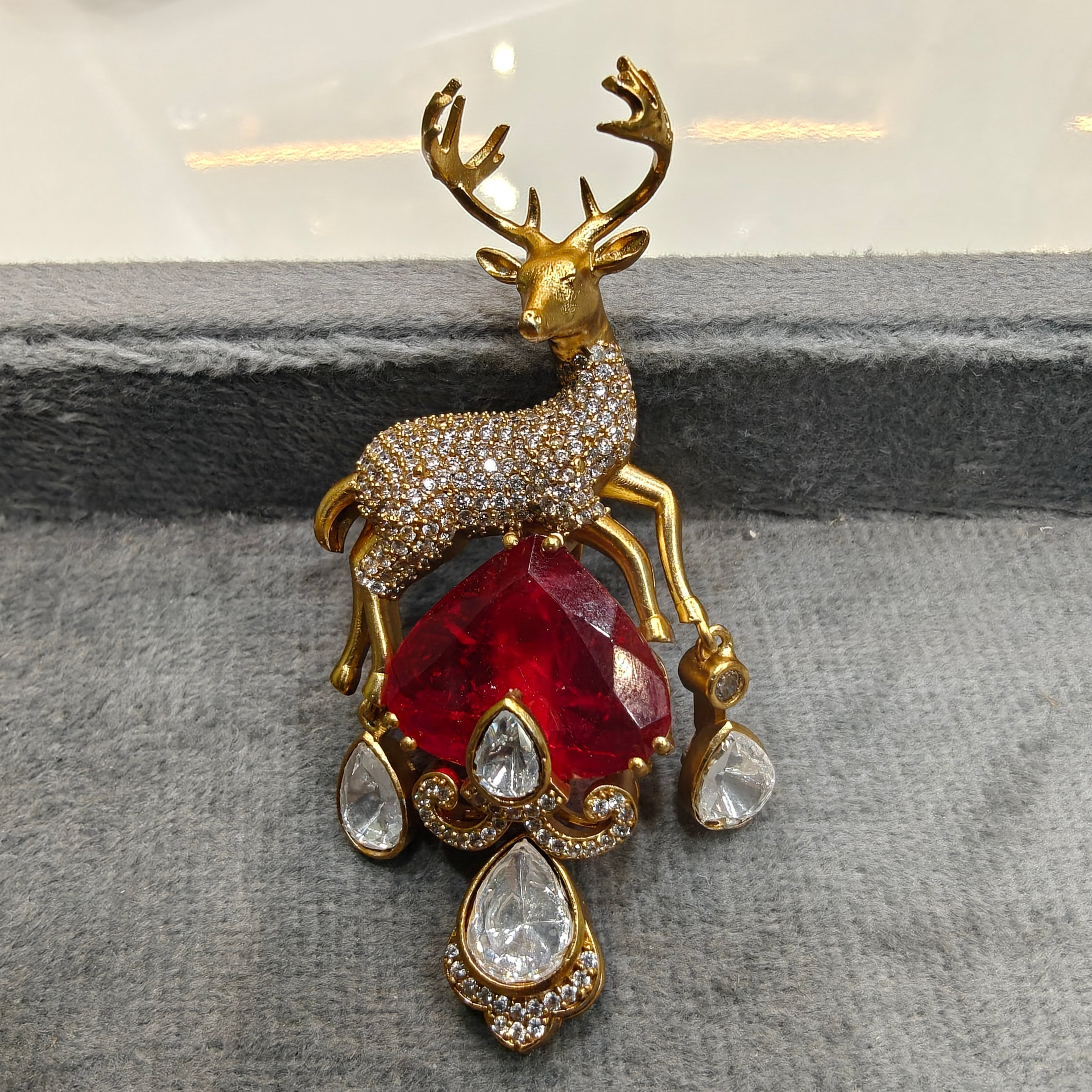 Deer Doublet Stone Unisex Brooch- Red
