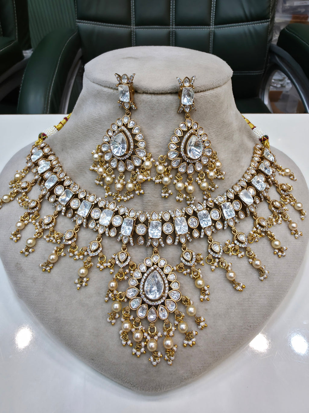 Vaishnavi Moissanite Polki Choker Necklace Set- Neutral White