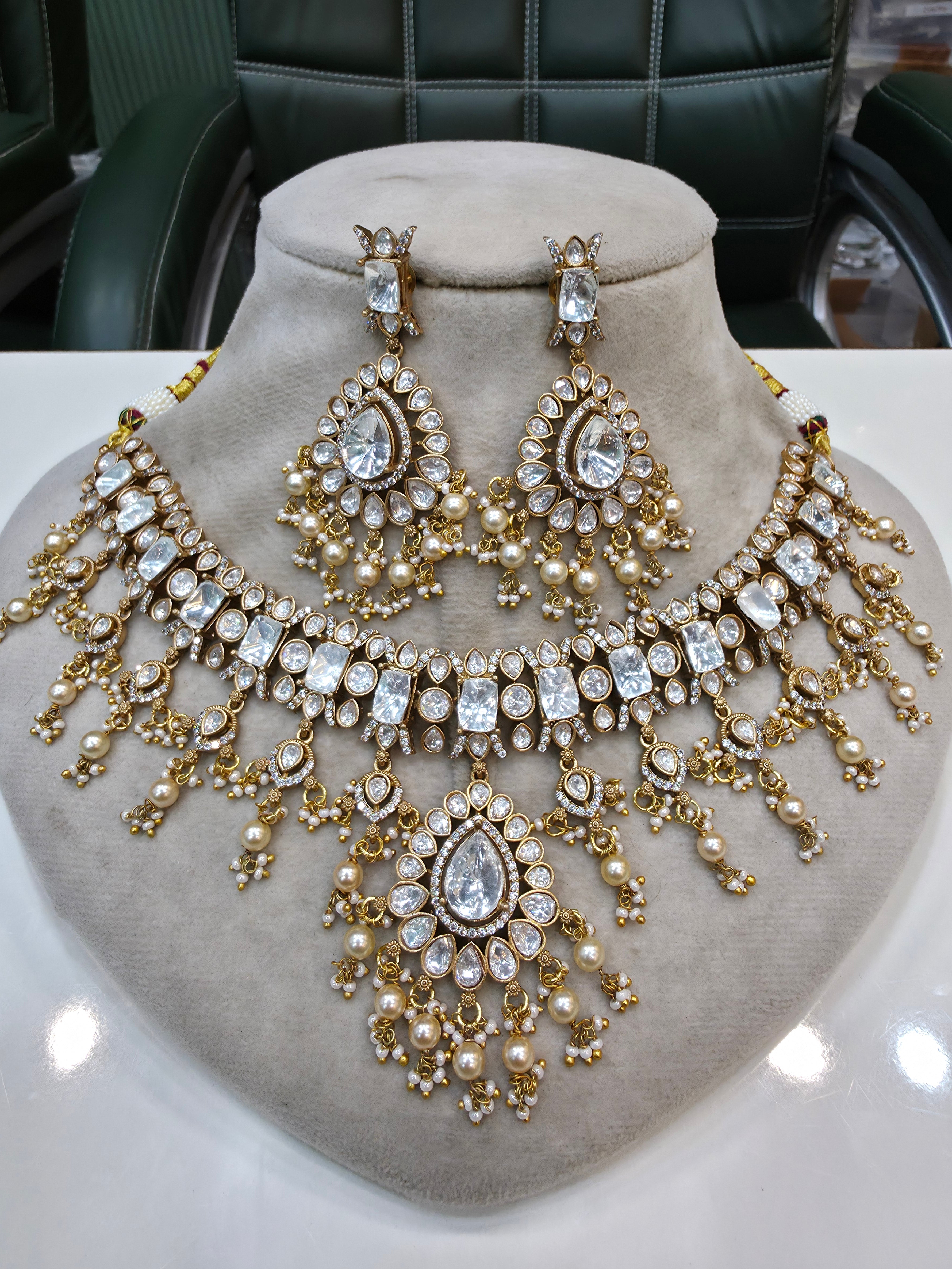 Vaishnavi Moissanite Polki Choker Necklace Set- Neutral White