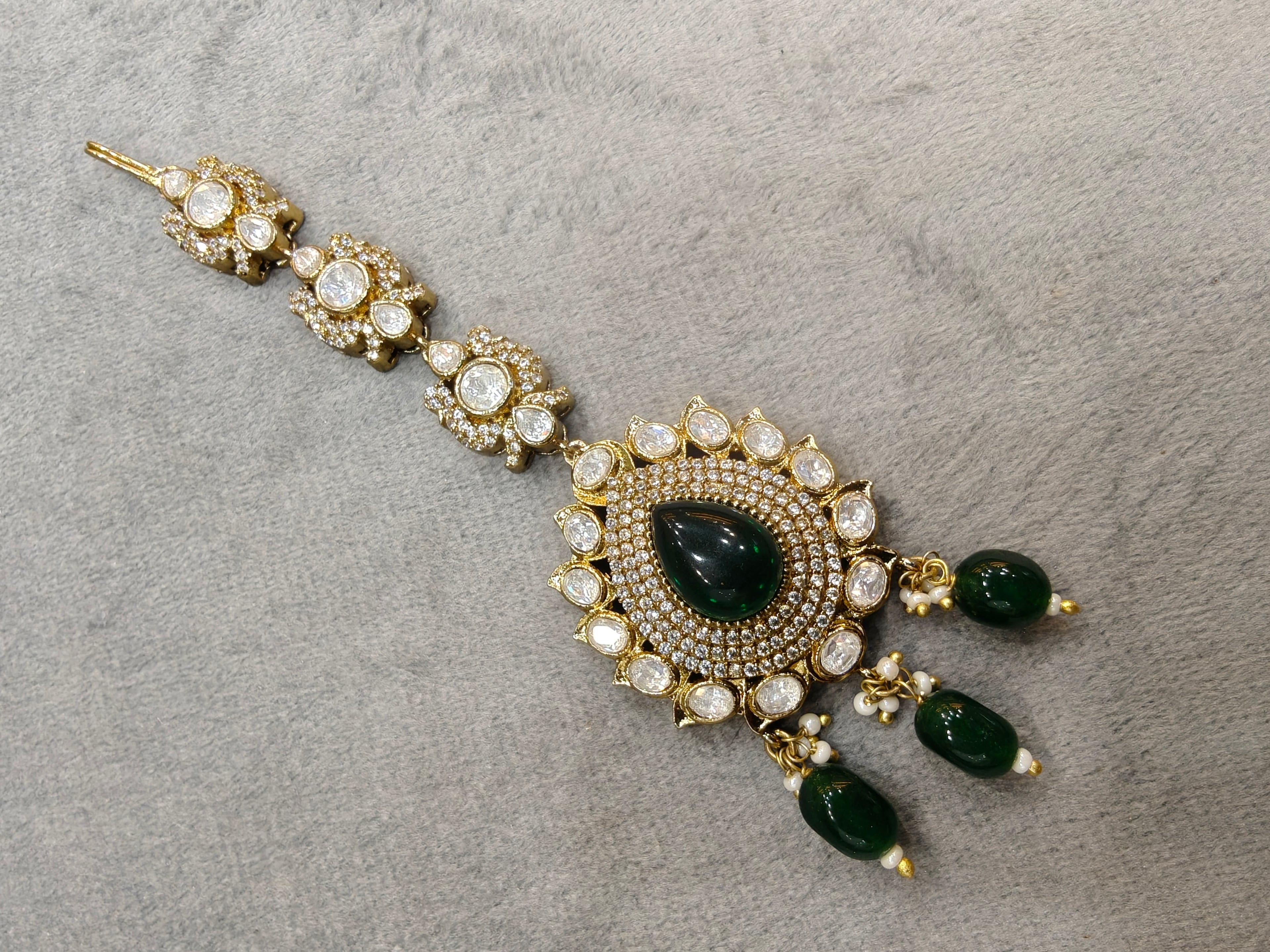 Rashi Uncut Moissanite and Doublet Mangtikka- Emerald Green