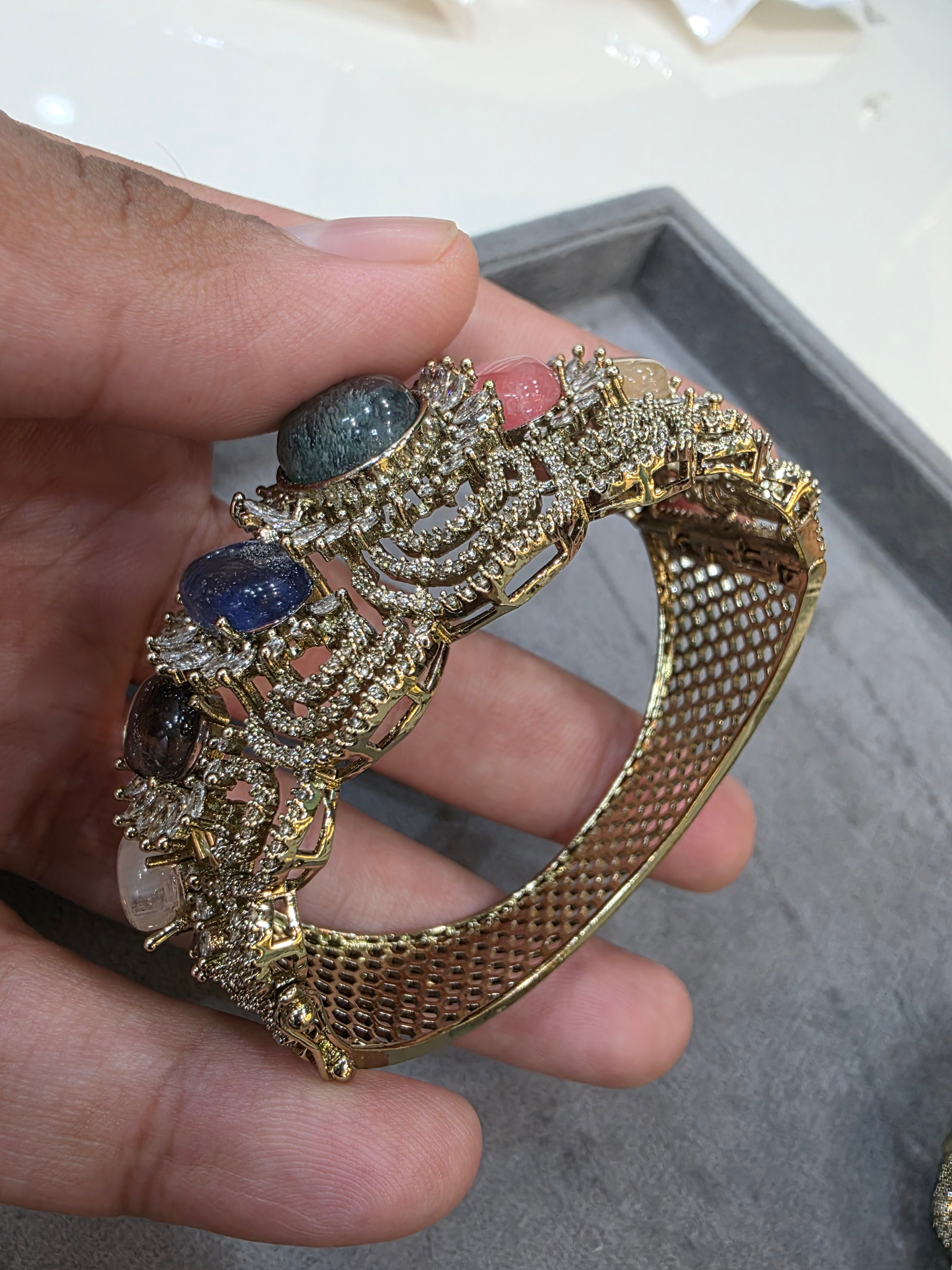 Beliya Sabya Inspired Openable Bracelet- Multi 4