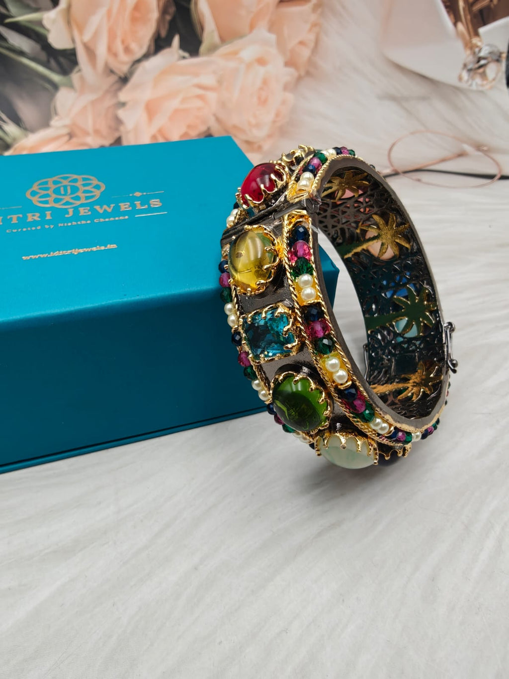 Nidaah Sabyasachi Inspired Premium Openable Bangle- Multi