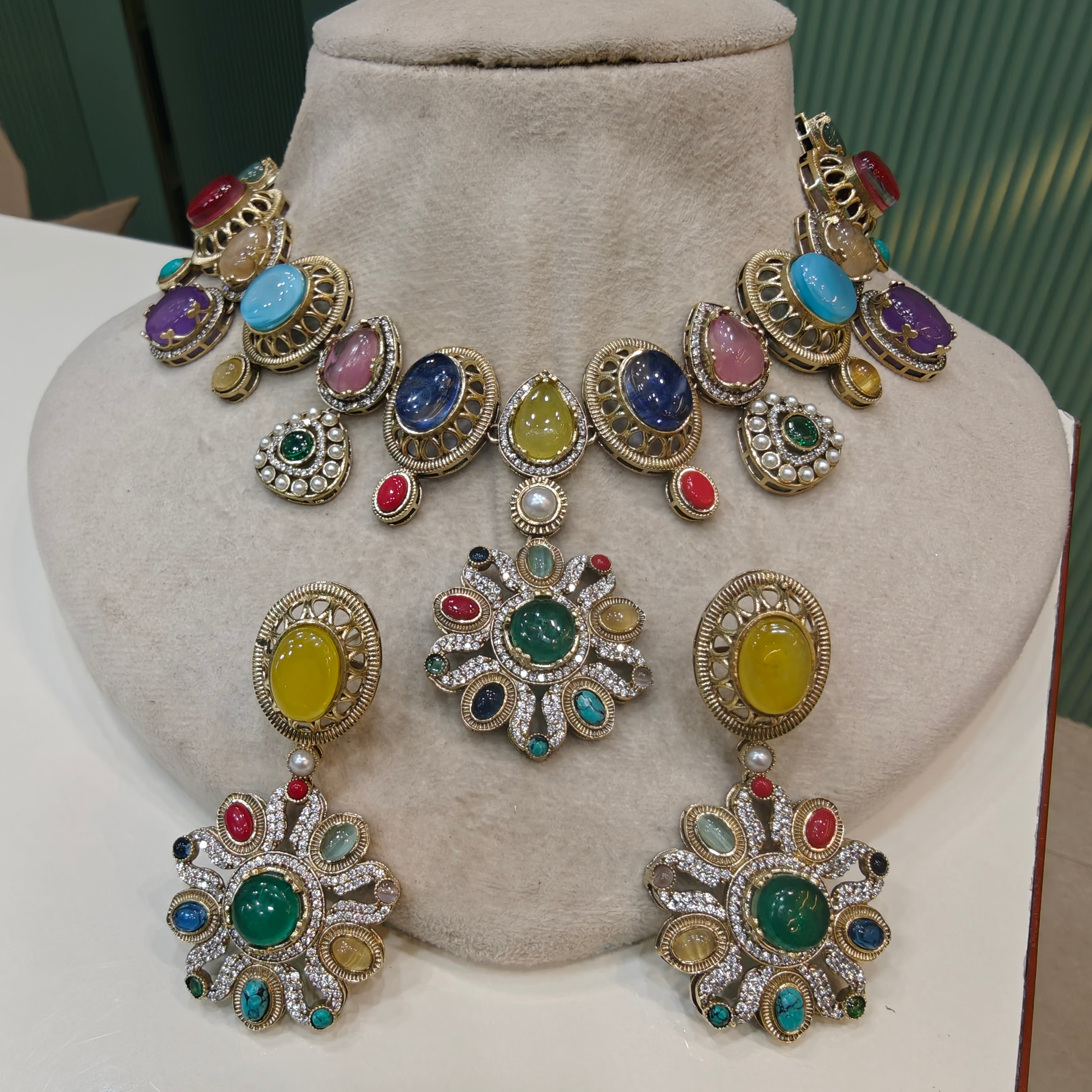 Rubaru Multi Quartz Necklace Set- Green Multi