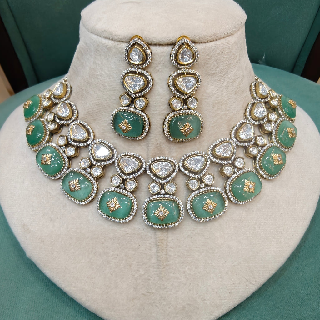 Amanat Pota Stone Necklace Set- Mint