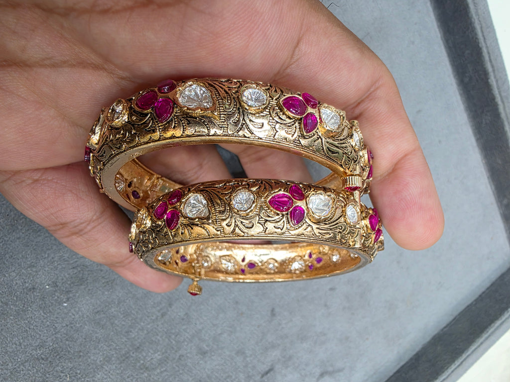 Priha Openable Sunheri Kundan Bangles- Ruby