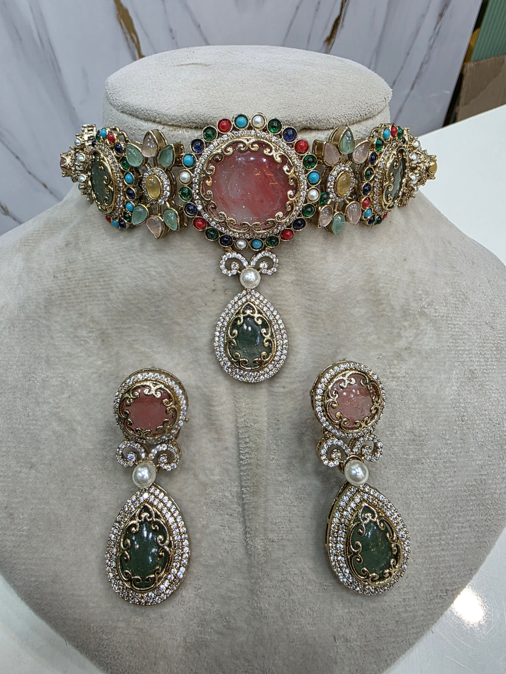 Nartika Sabya Inspired Choket Set
