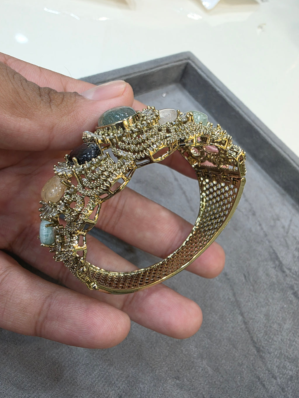 Beliya Sabya Inspired Openable Bracelet- Multi 2