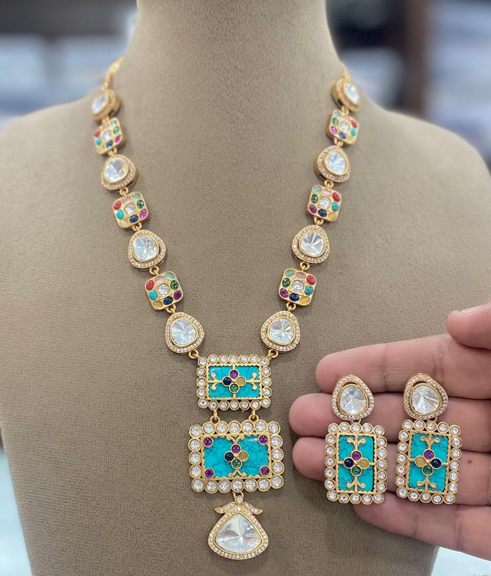 Kriti Holdali Uncut Polki Natural Stone Necklace Set - Turquoise