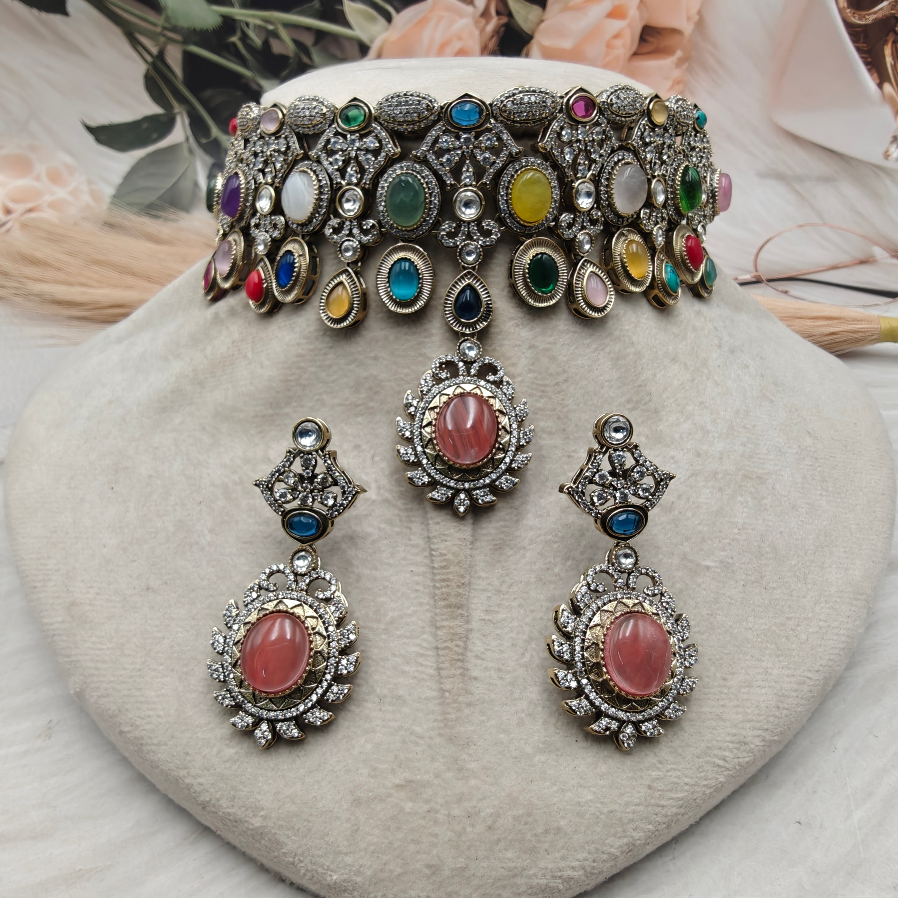 Ananya Sabya Choker Set- Coral Multi