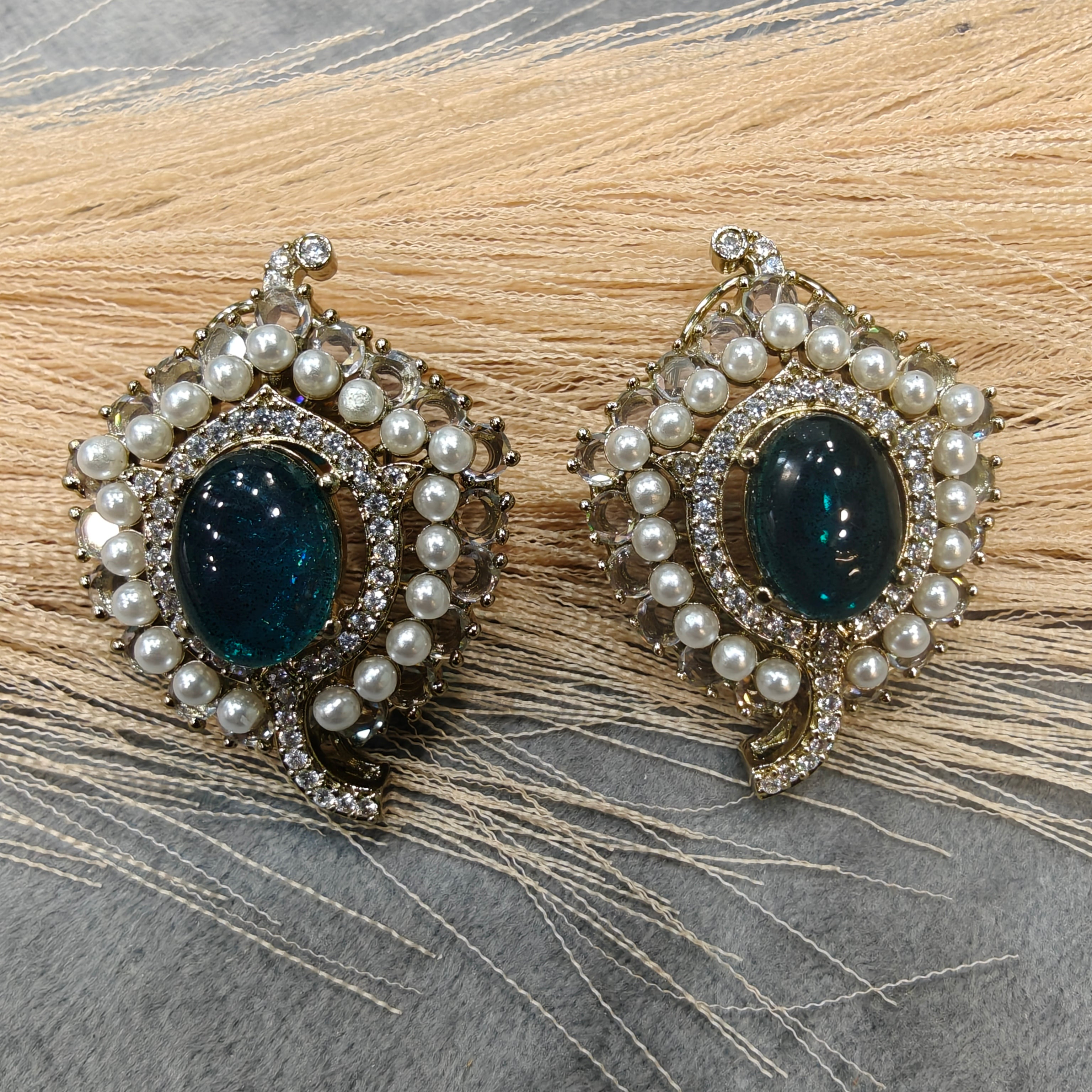 Ruksaar Cabochon Doublet and Cut Polki Studs- Rama Green