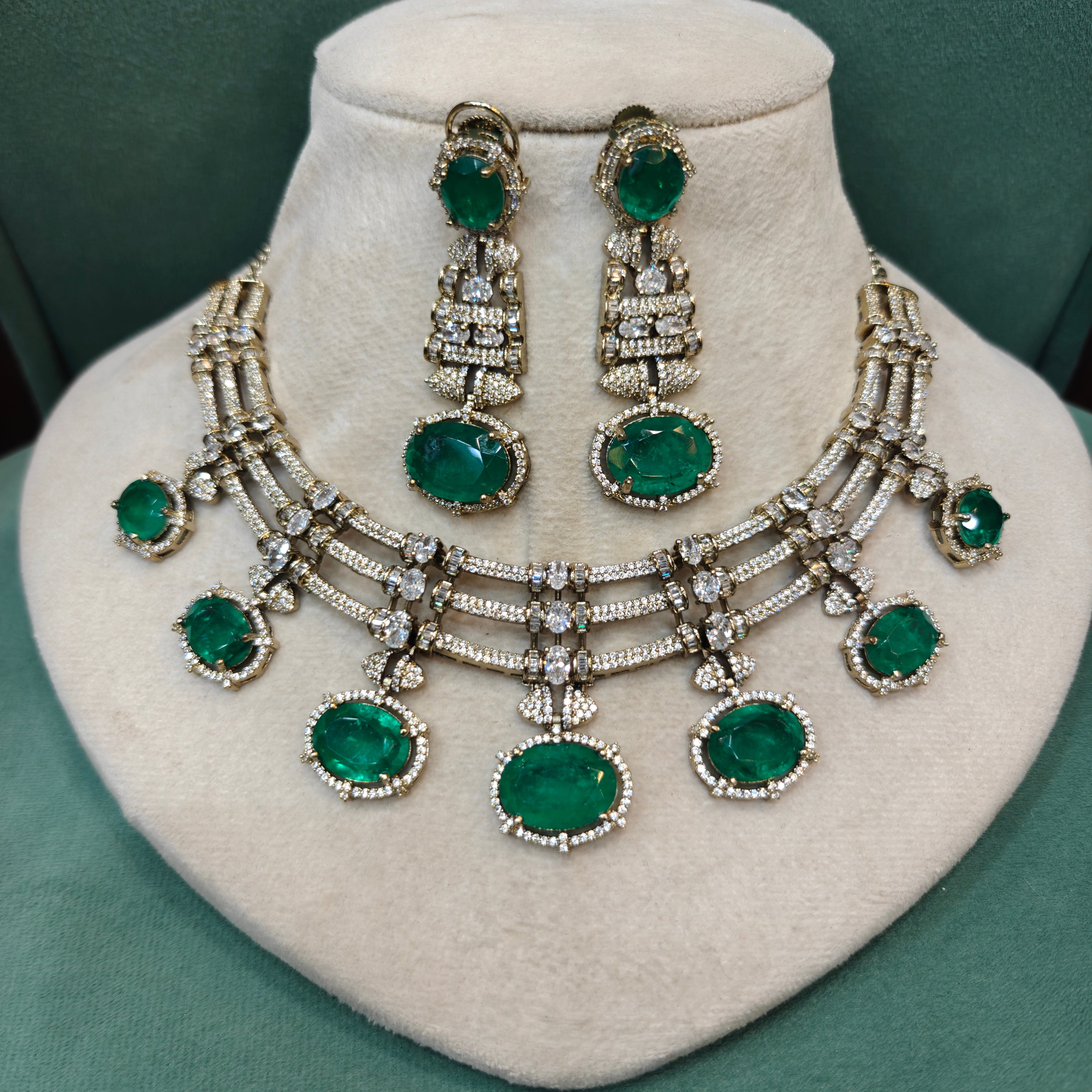 Kalindi Designer Statement Necklace Set- Emerald
