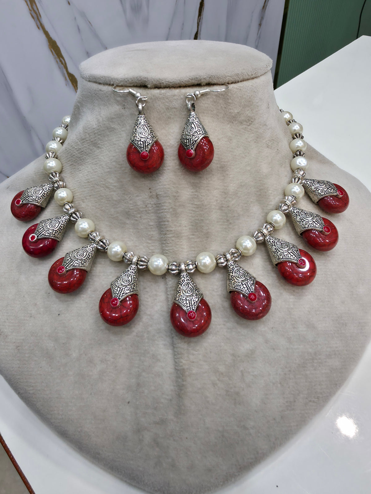 Ritvi Pearl And Stone Silver Oxidised Dual Colour Necklace Set - Red