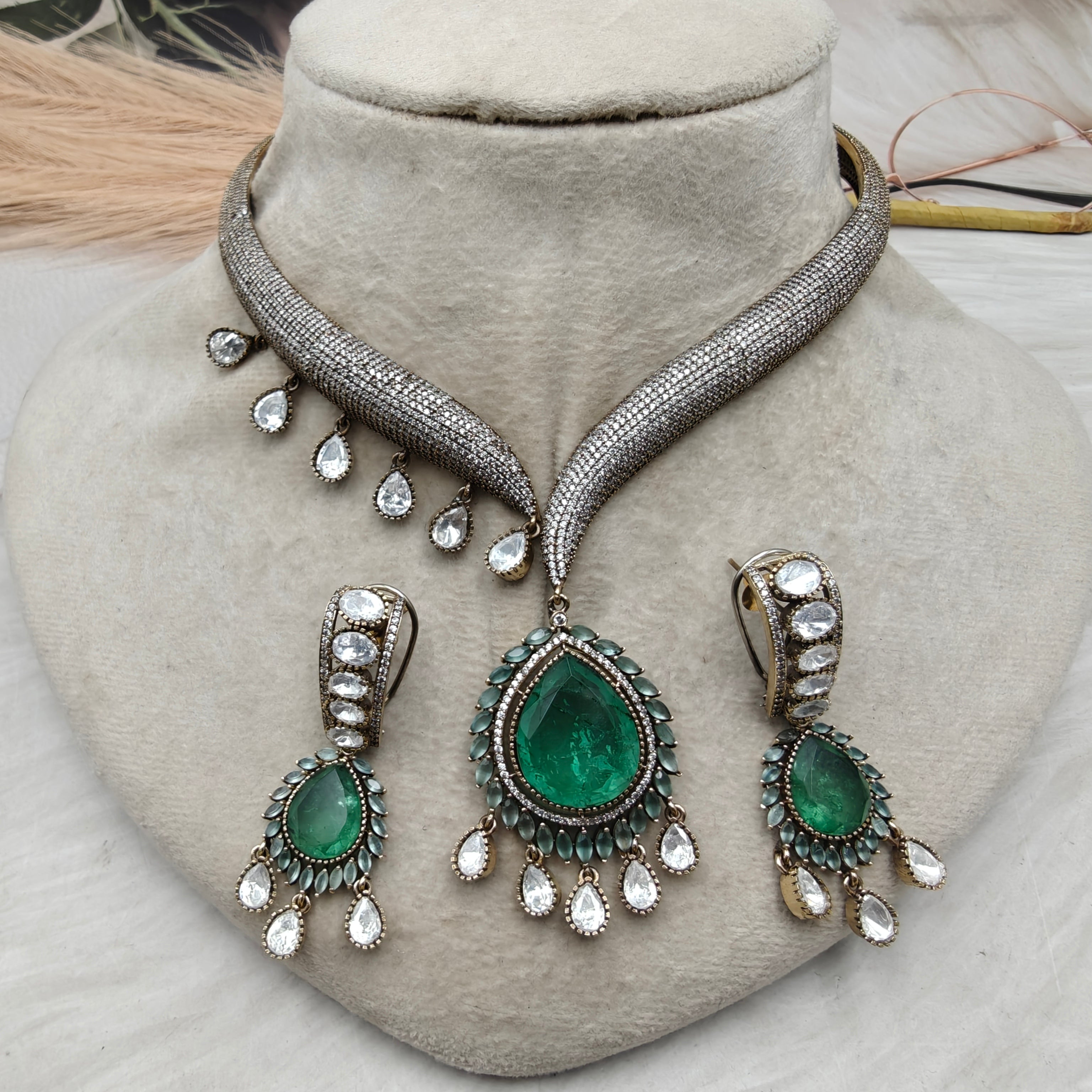 Koena Doublet Hasli Necklace Set- Mint