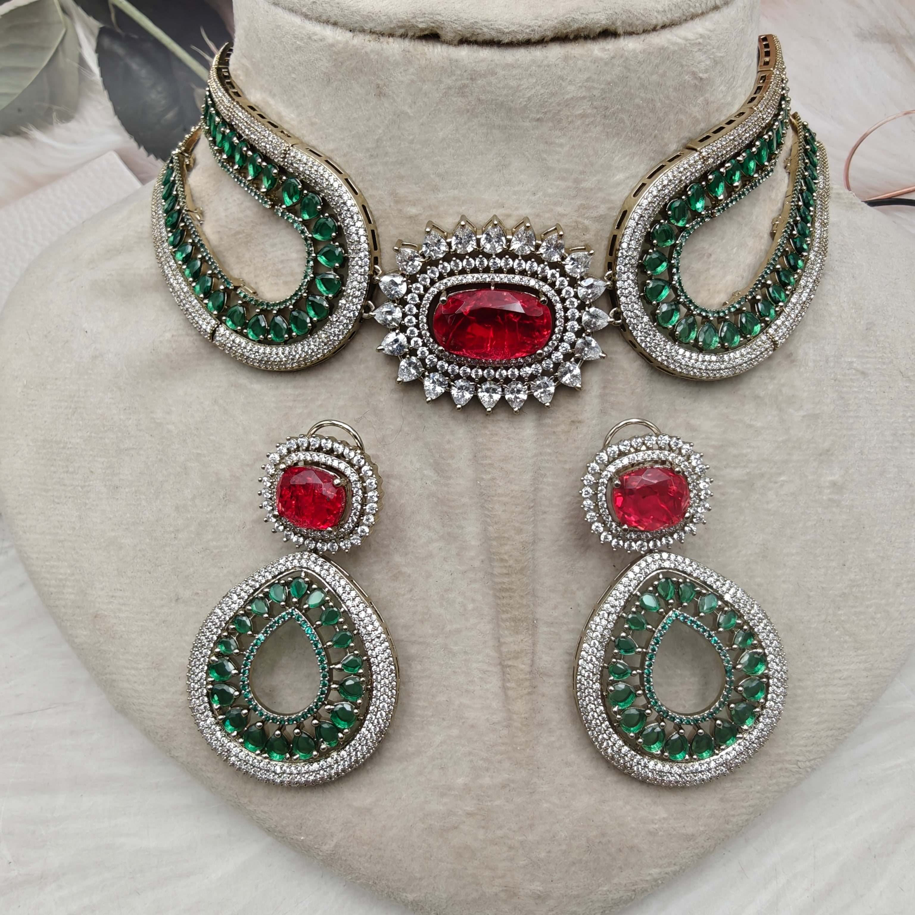 Nausheen Designer Premium Collar Necklace Set
