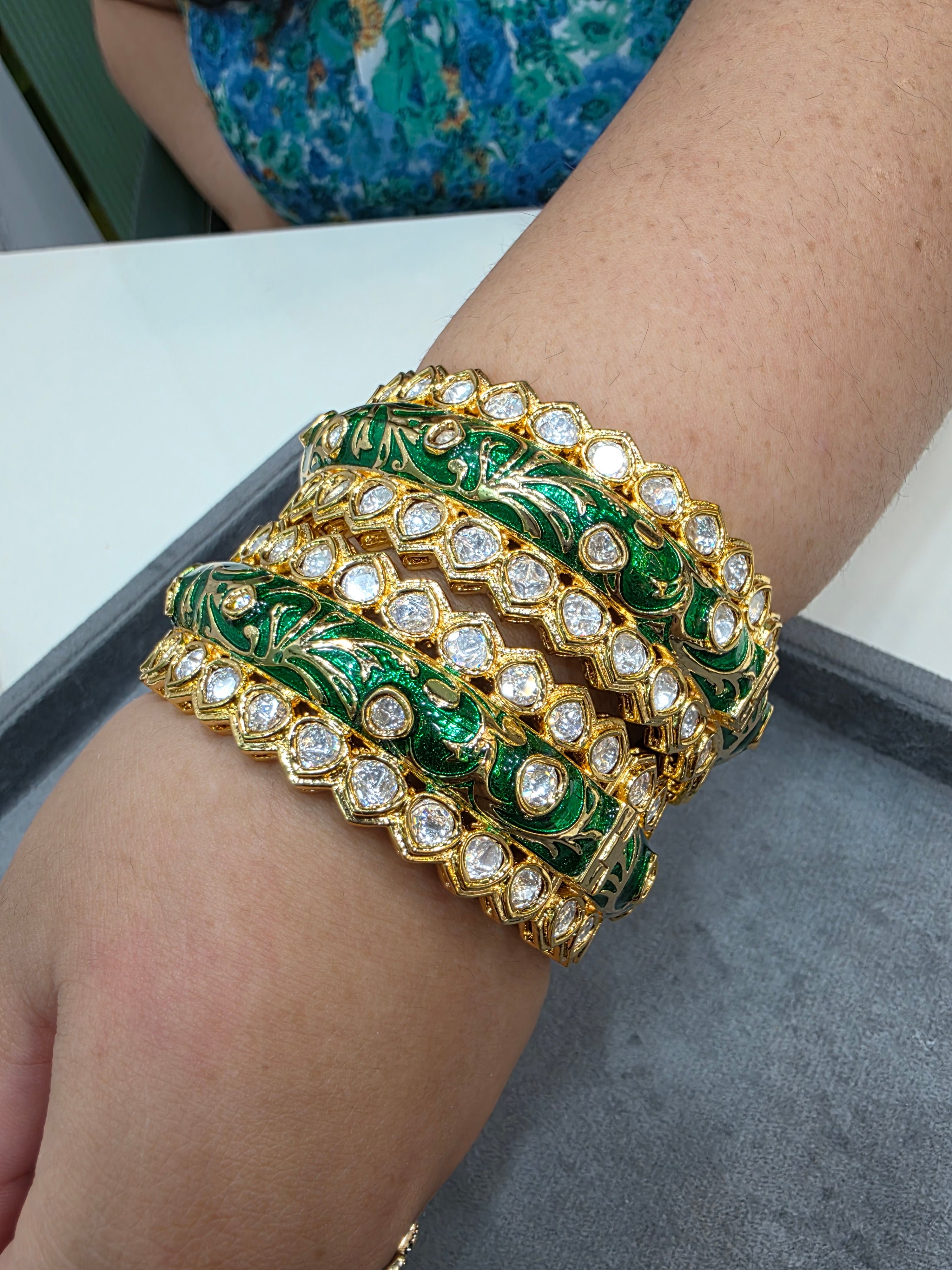 Jaya Enamel Meenakari Kundan Openable Kangan ( Pair)- Green