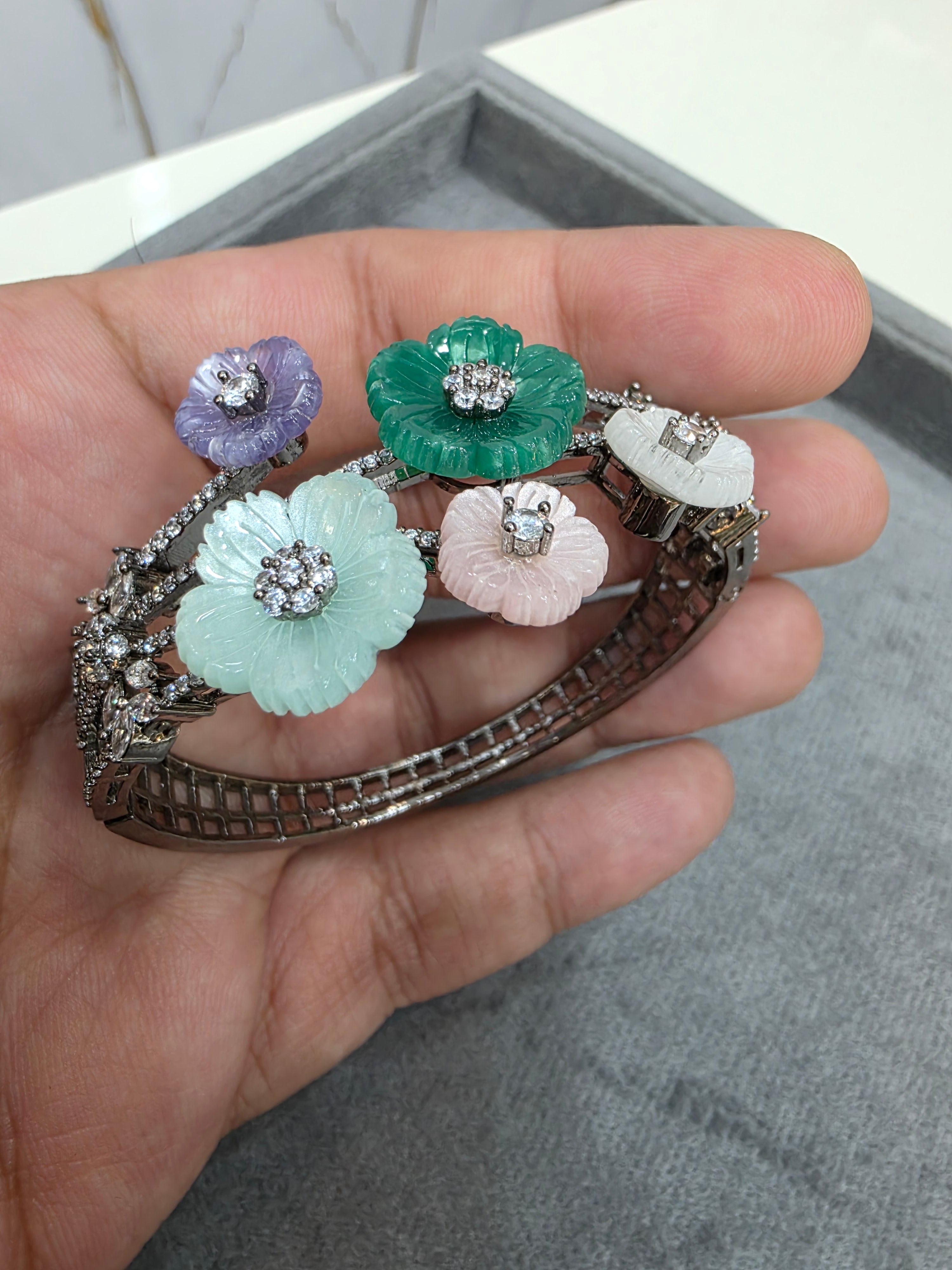 Floria carving stone openable bracelet- Multi