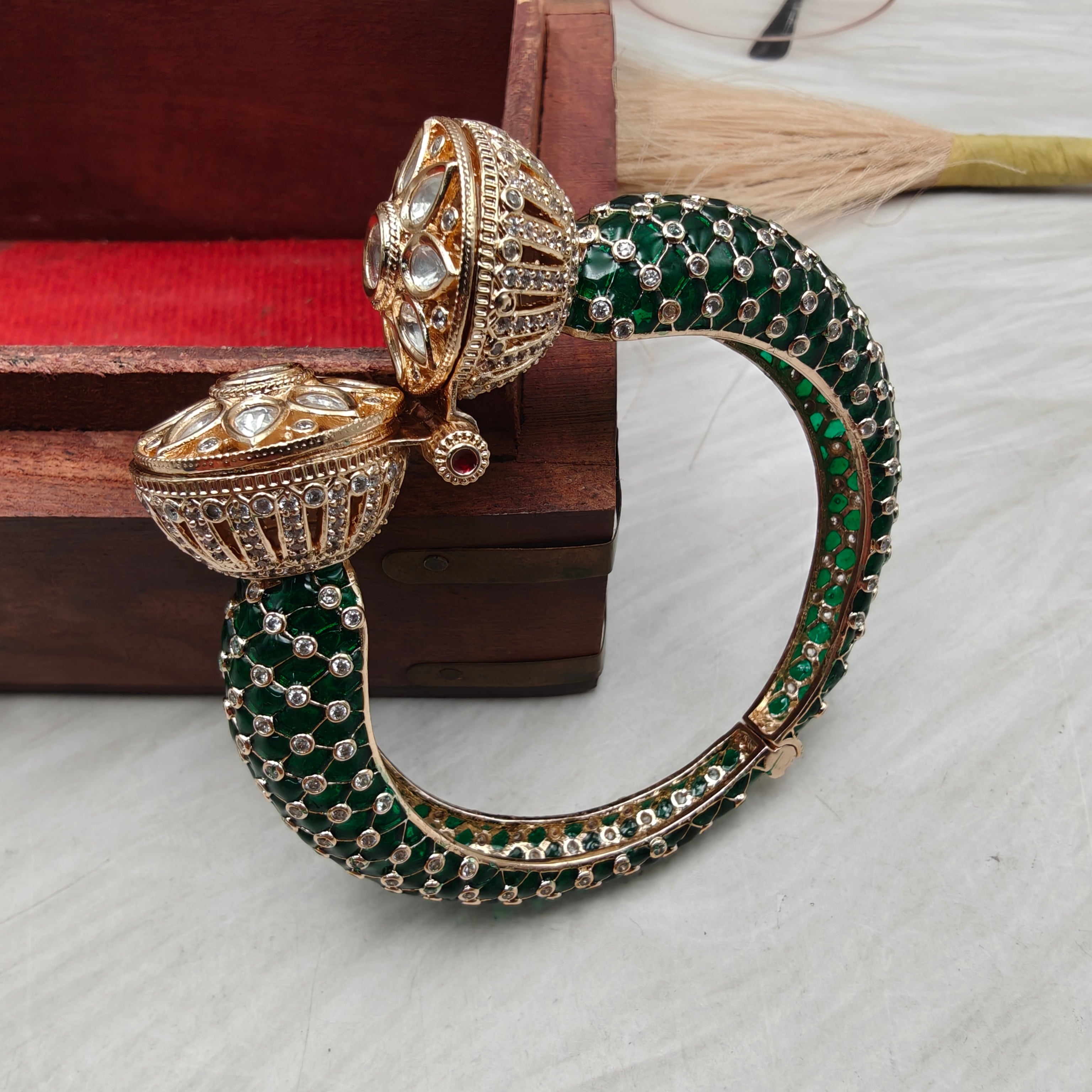 Rubani Sunheri Moissanite Kundan Openable Bracelet - Green